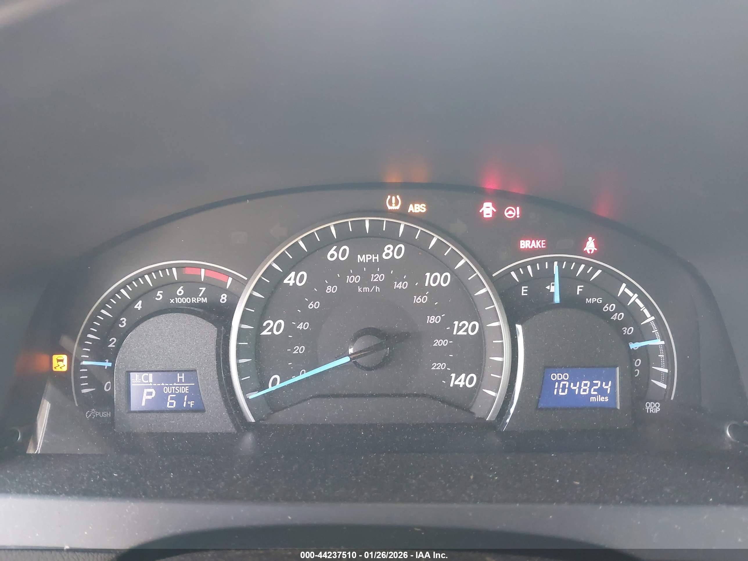 TOYOTA CAMRY image 7