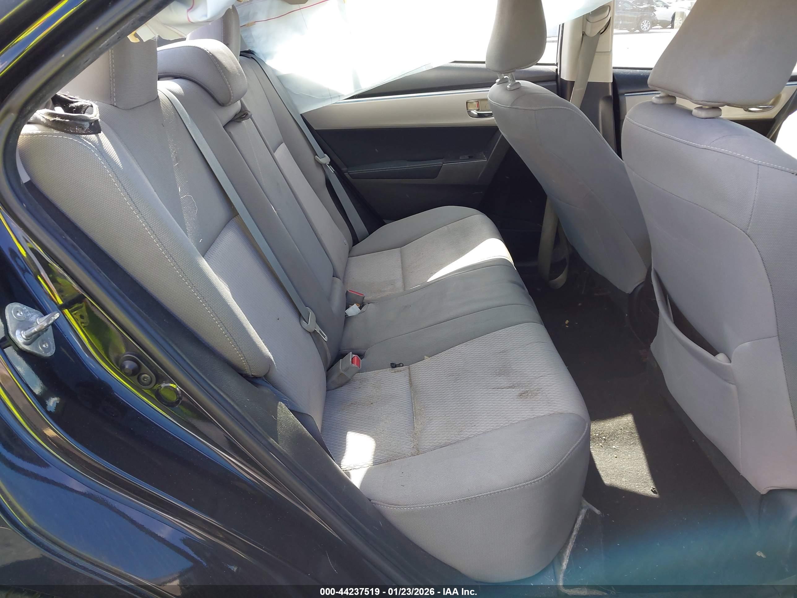 TOYOTA COROLLA image 8