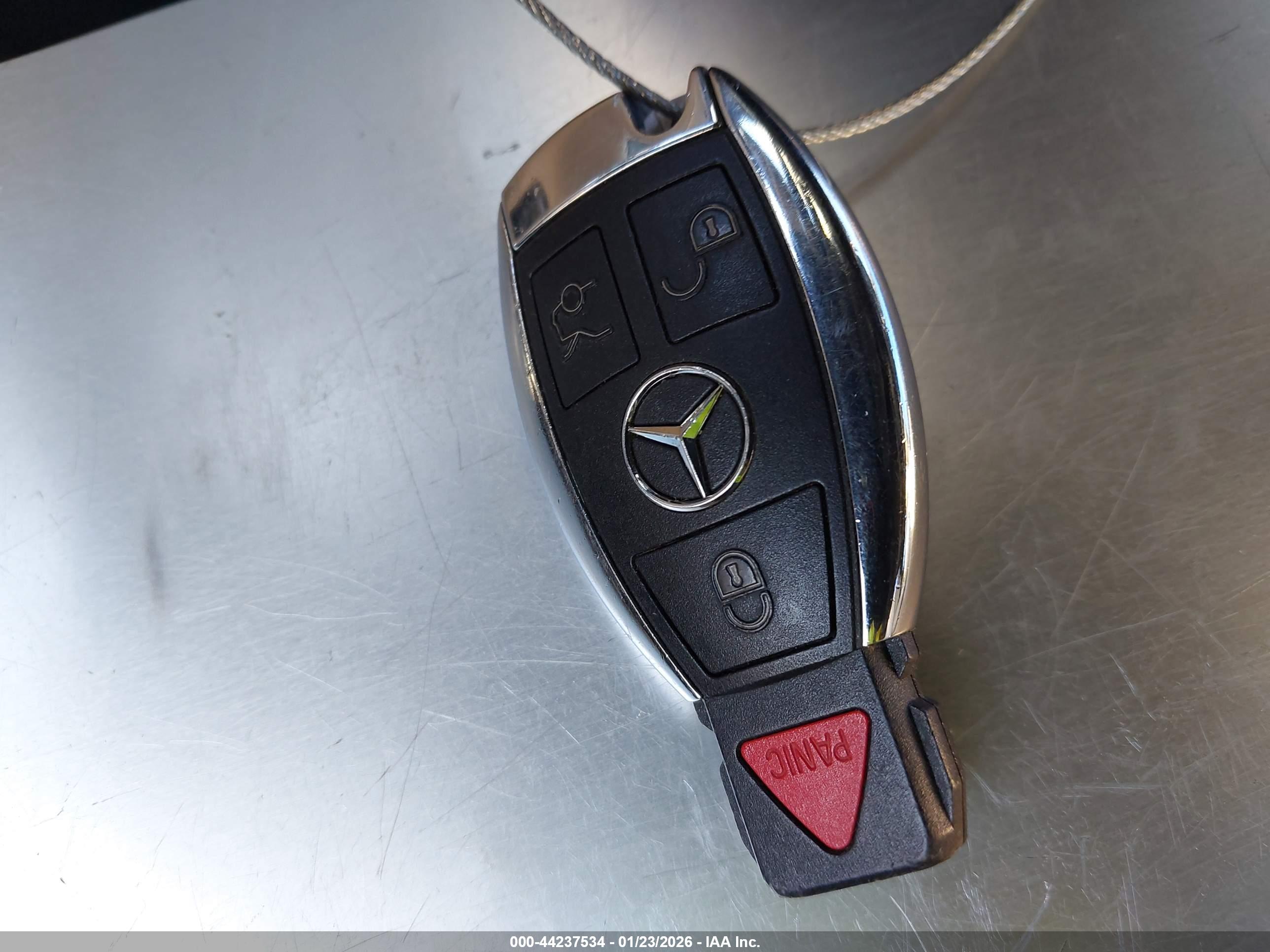 MERCEDES-BENZ CLA image 11