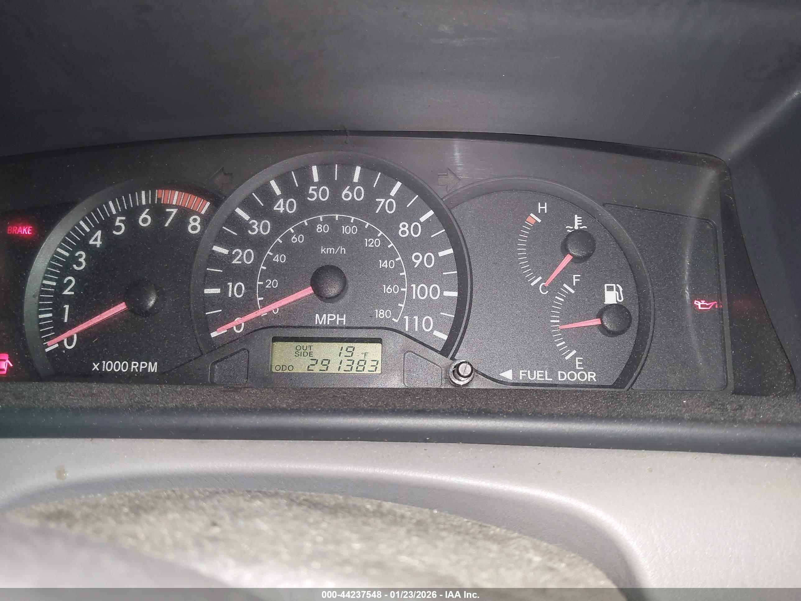 TOYOTA COROLLA image 7