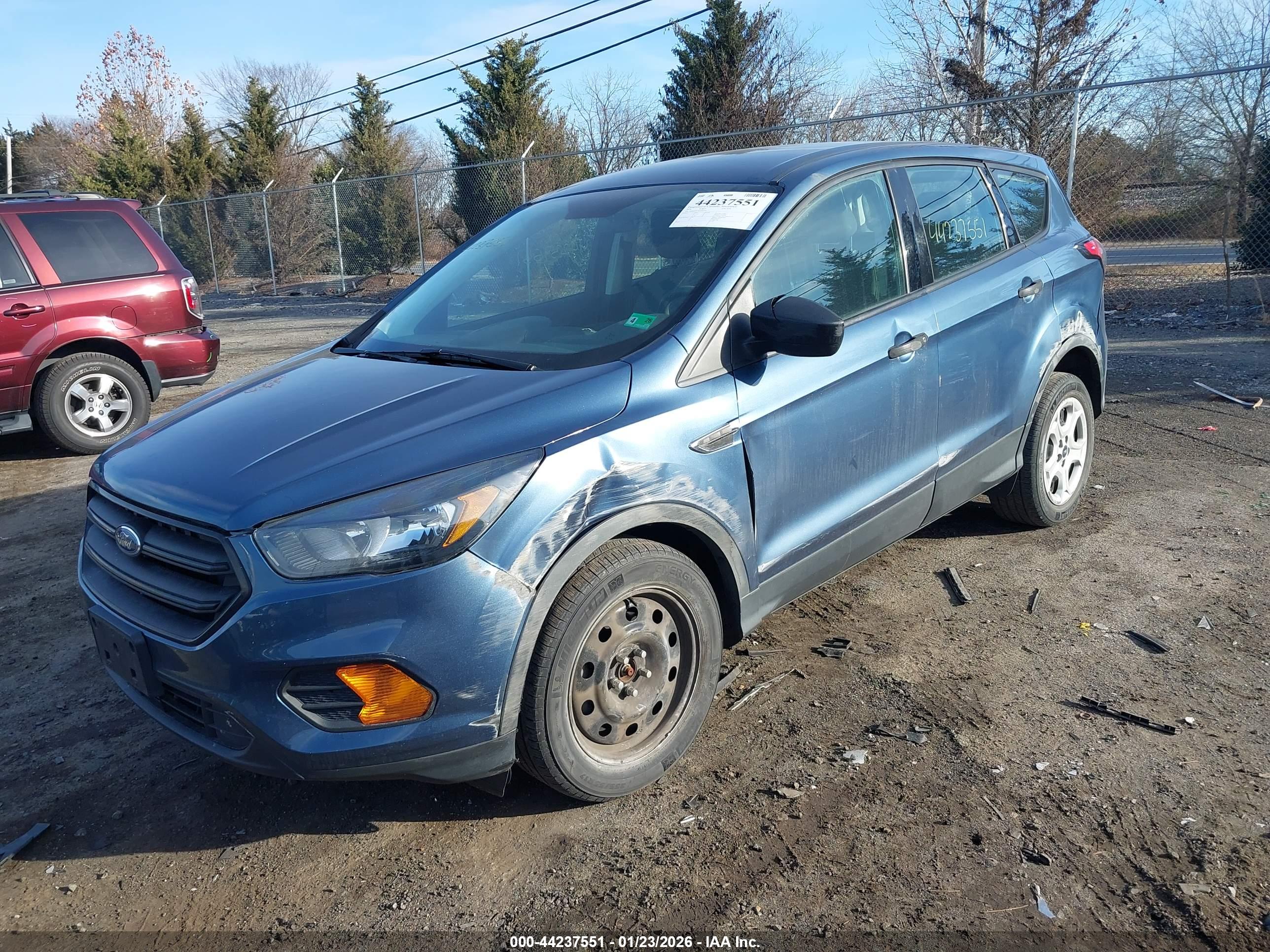 FORD ESCAPE image 2