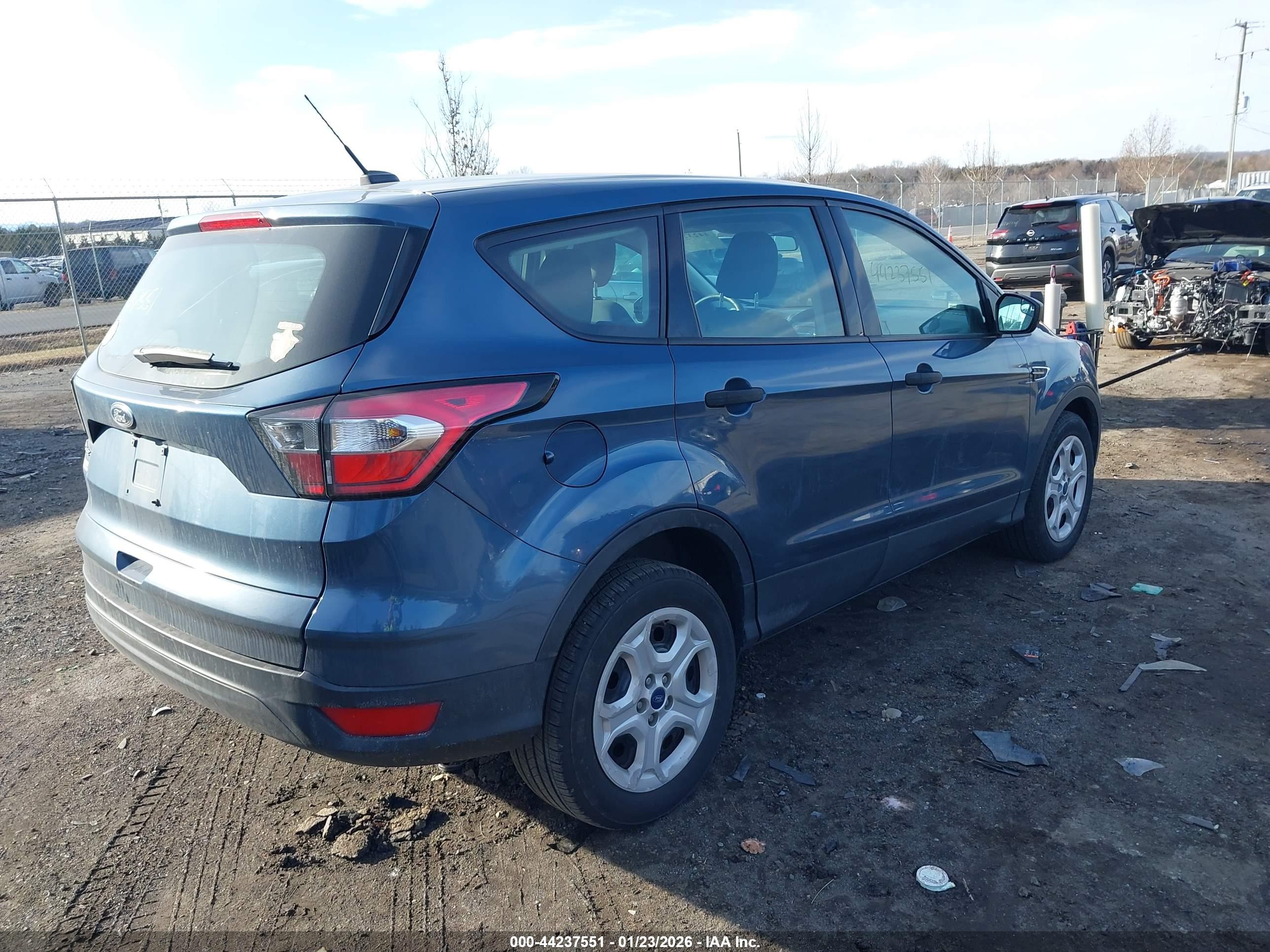 FORD ESCAPE image 4