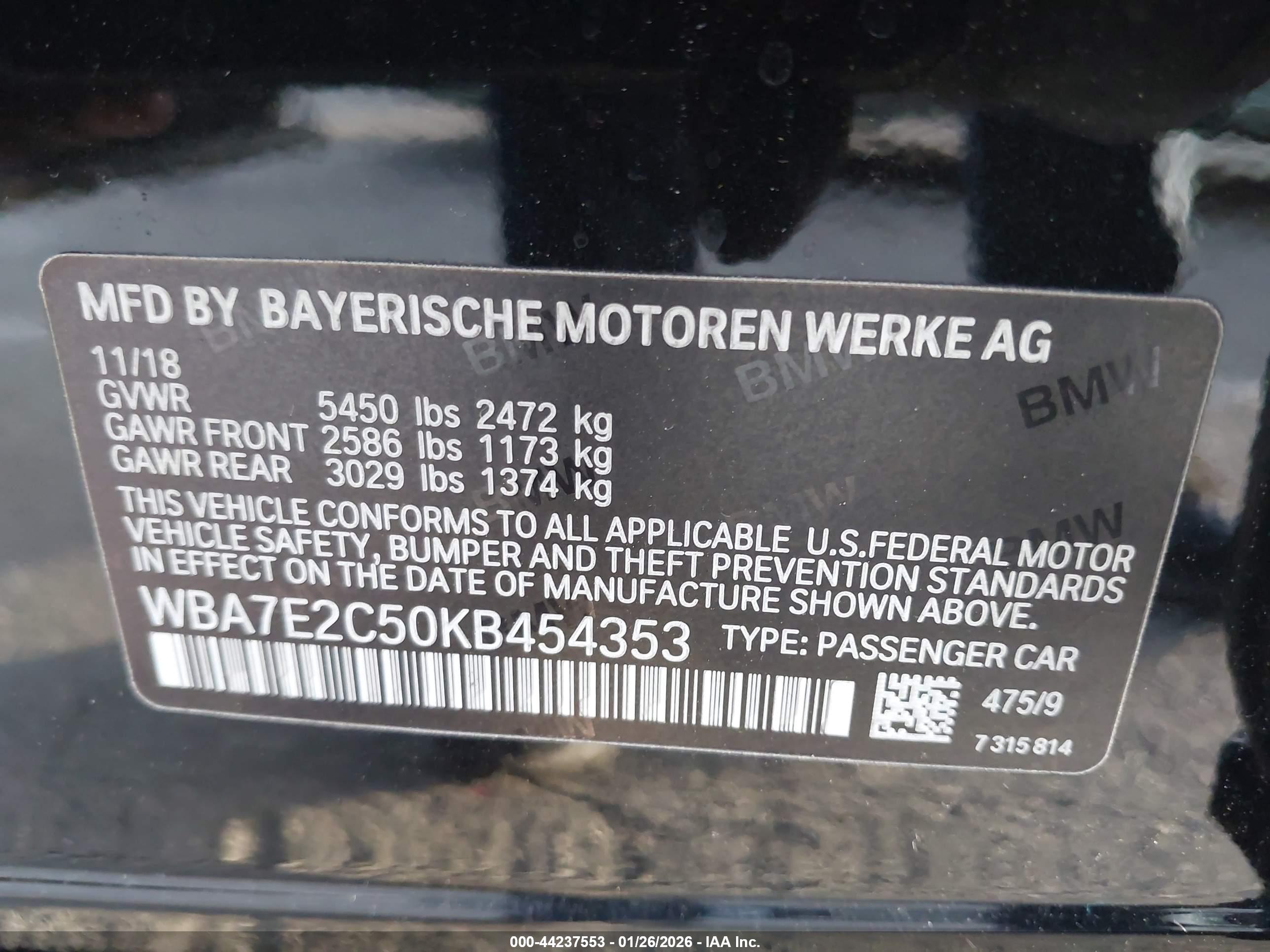 BMW 740I image 9