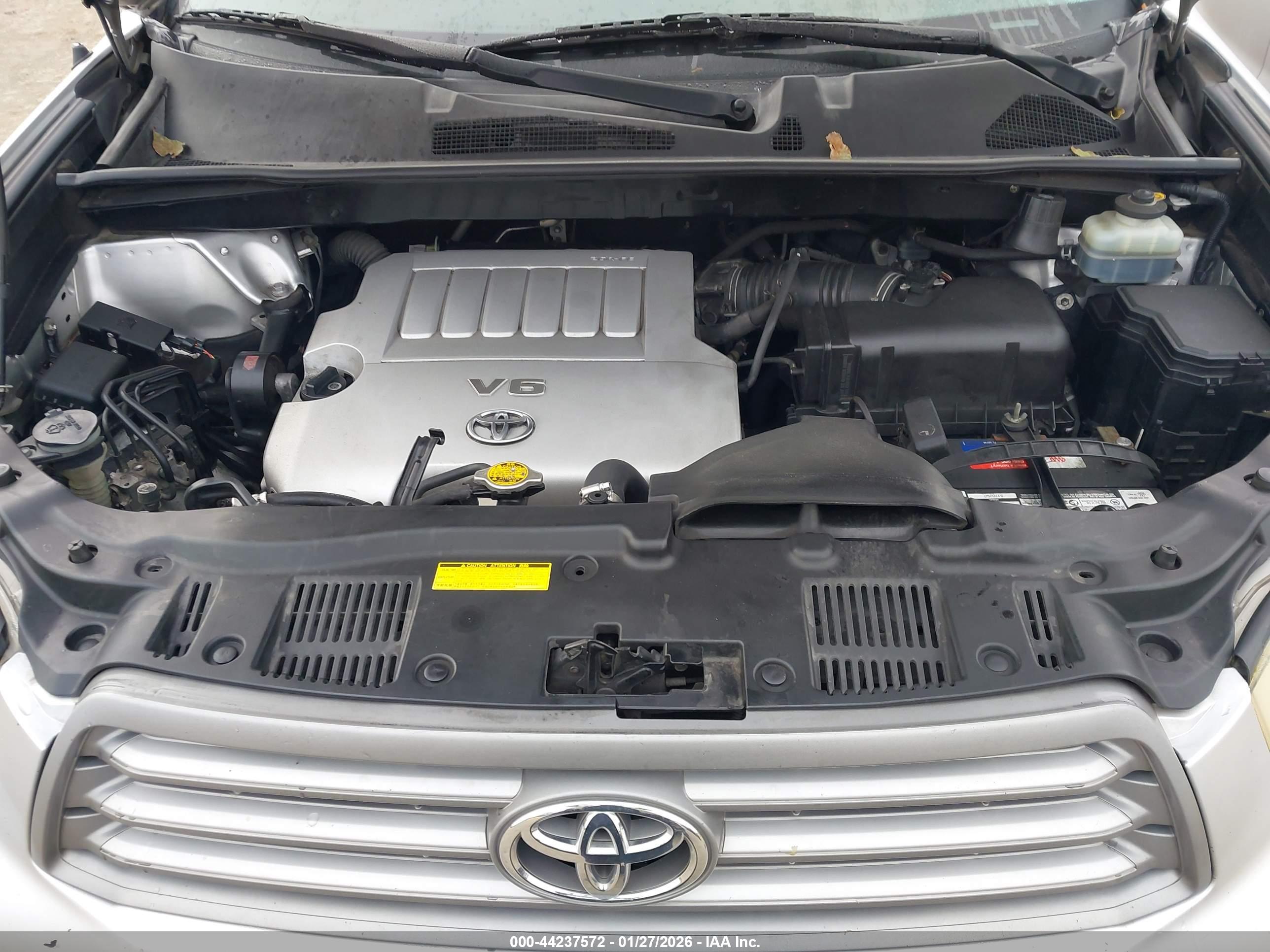 TOYOTA HIGHLANDER image 10