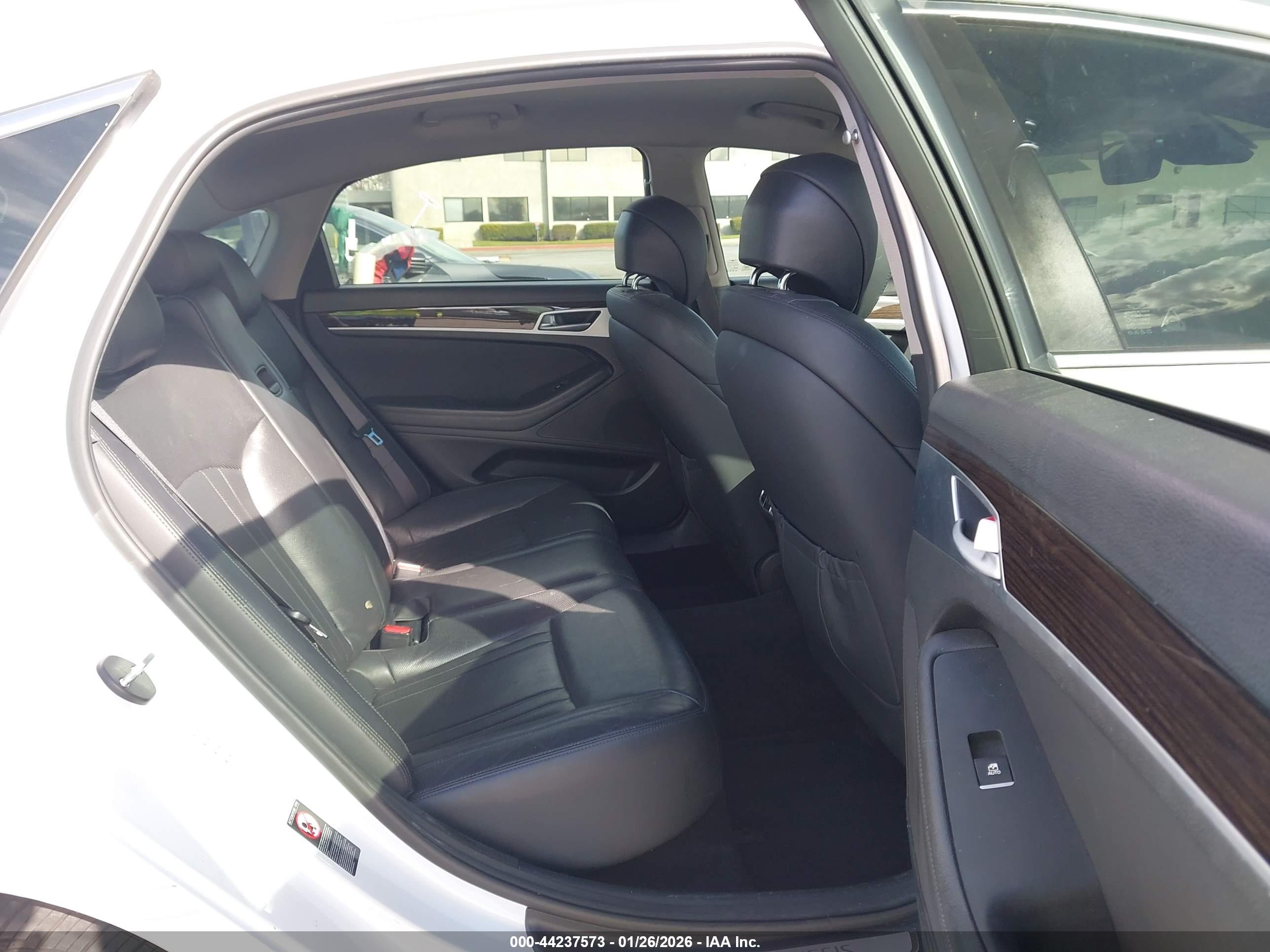 GENESIS G80 image 8