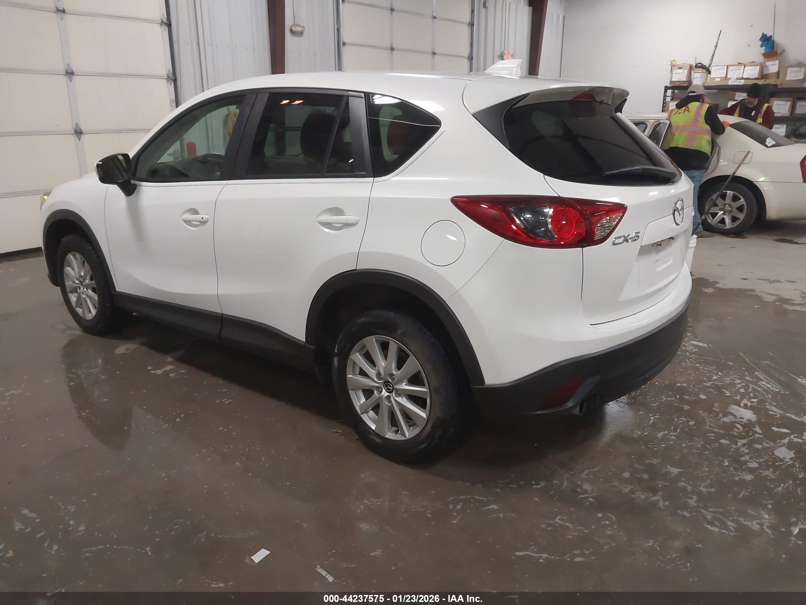 MAZDA CX-5 image 3