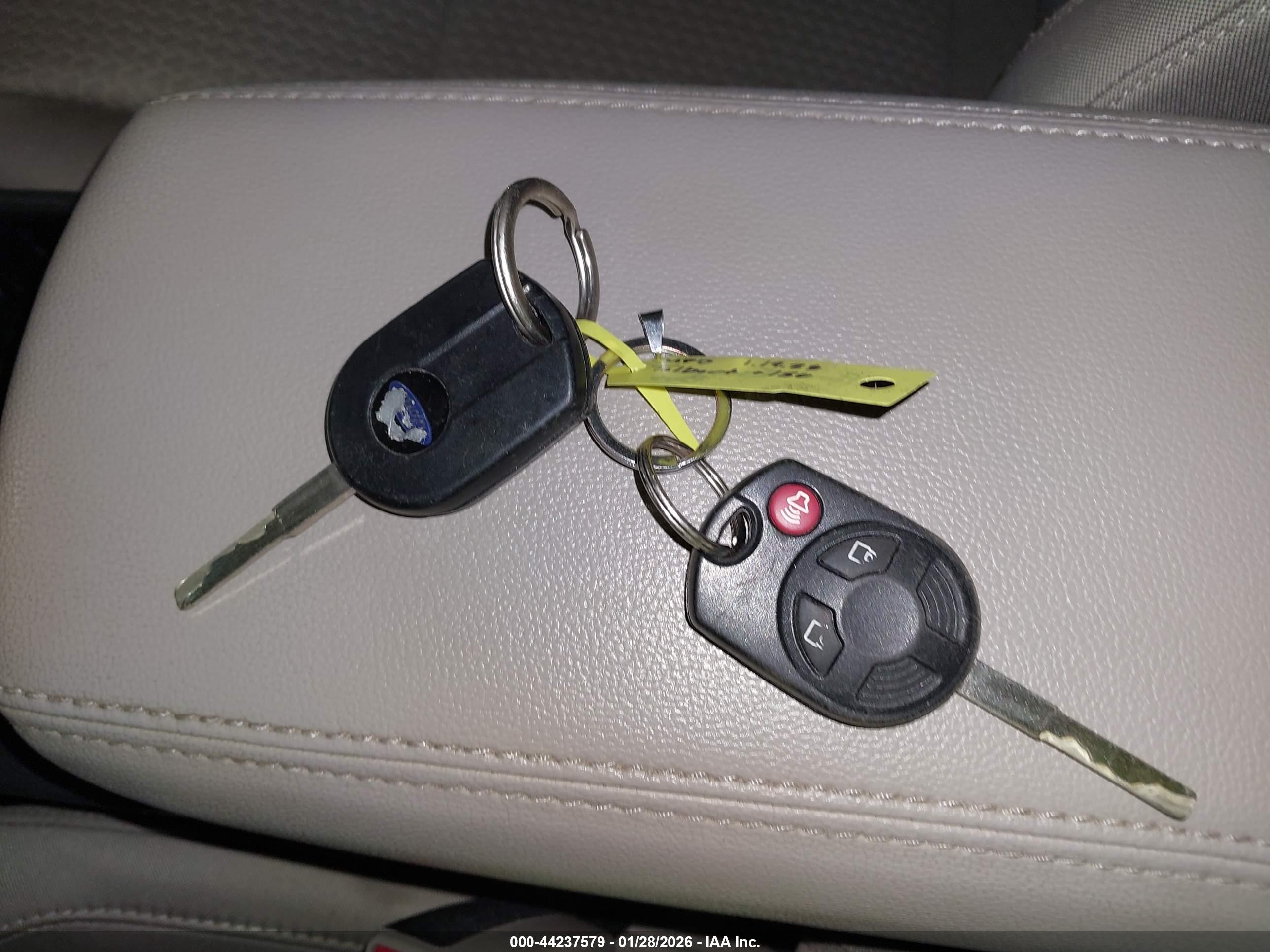 FORD ESCAPE image 11