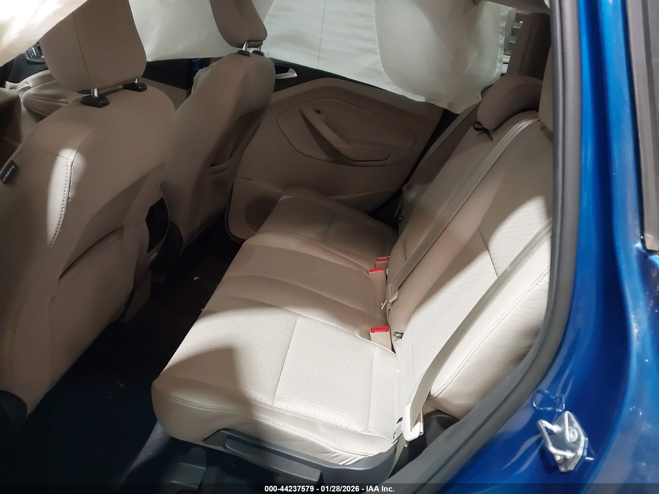 FORD ESCAPE image 8