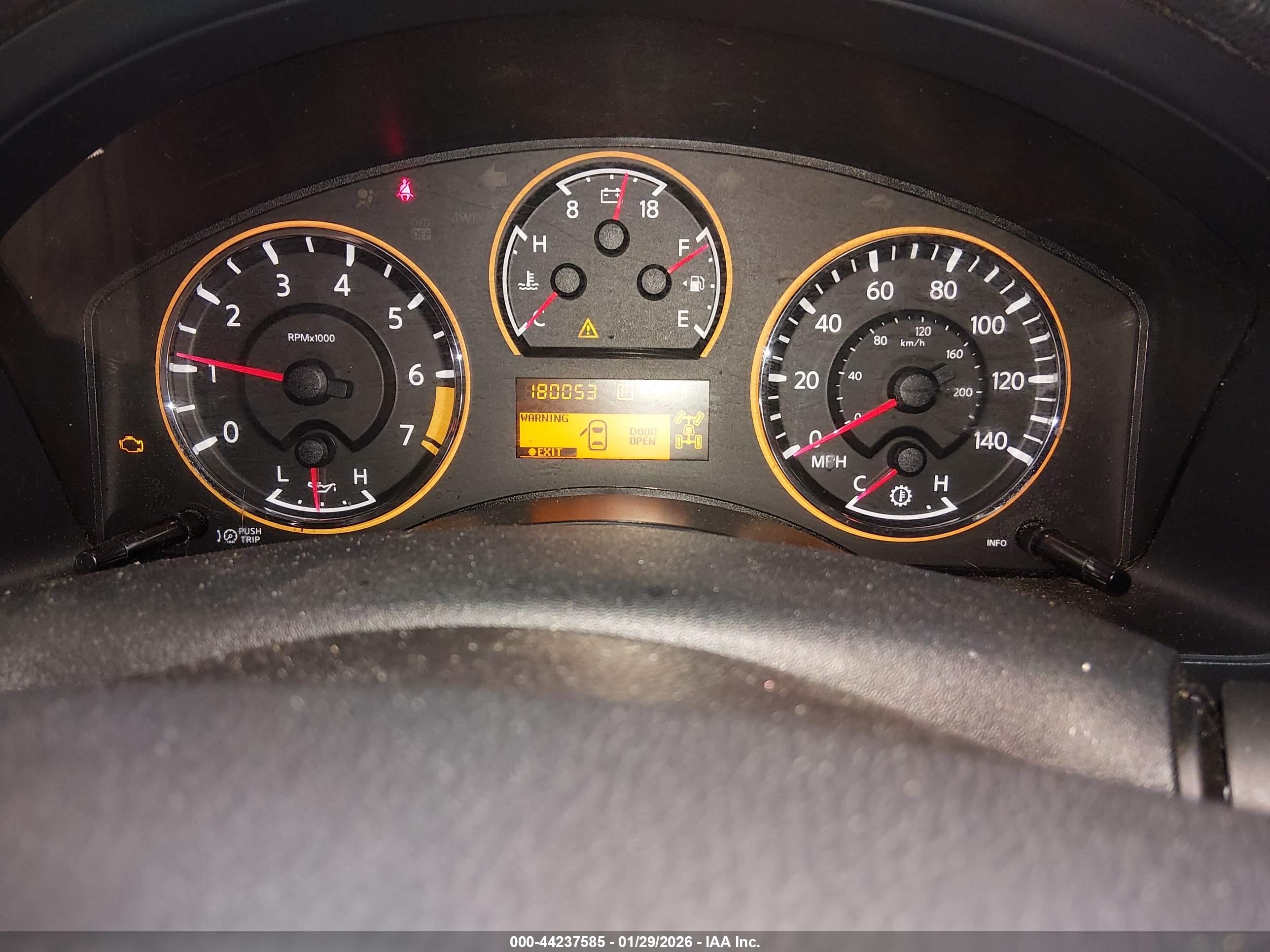 NISSAN ARMADA image 7