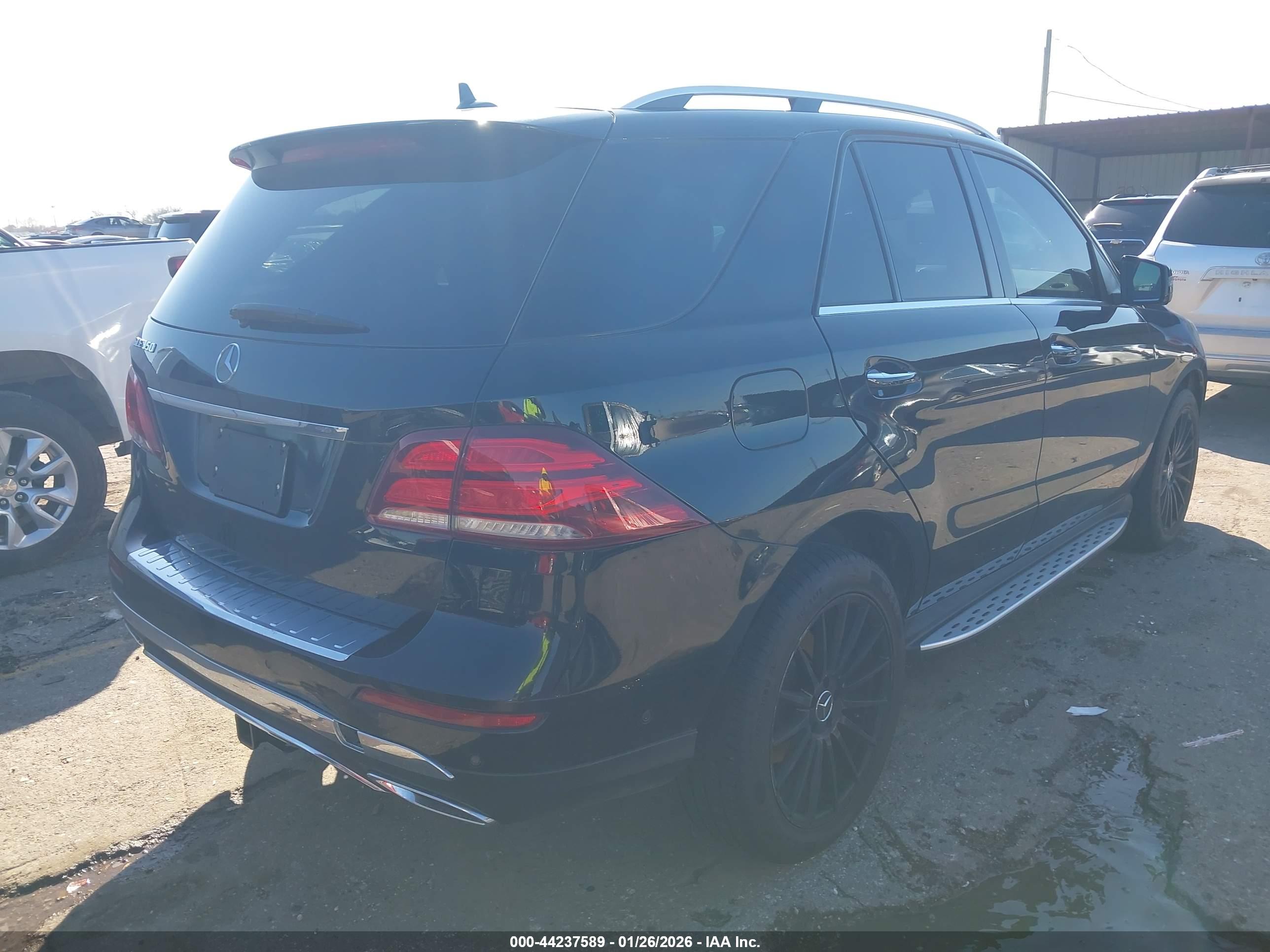 MERCEDES-BENZ GLE image 4