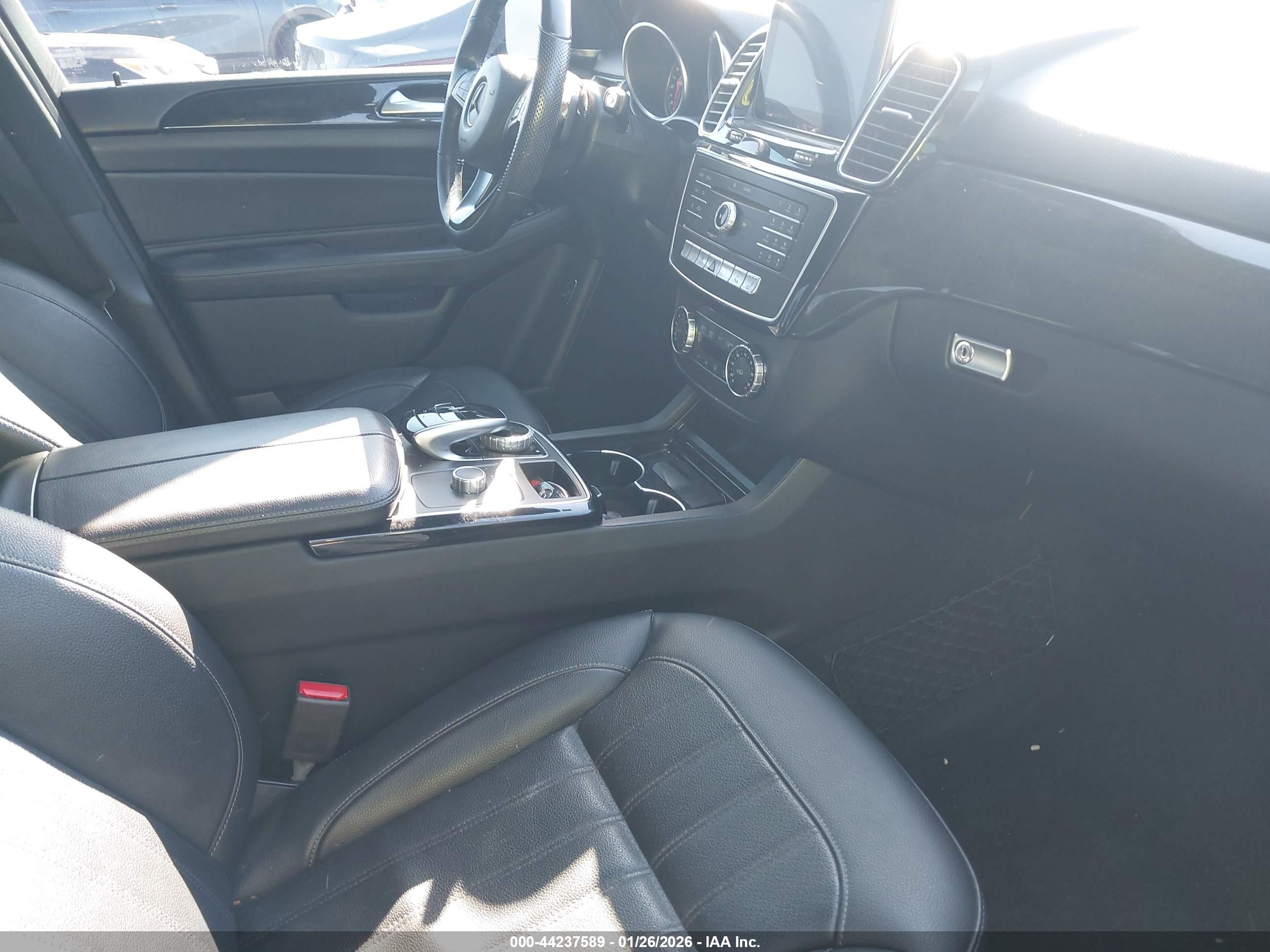 MERCEDES-BENZ GLE image 5