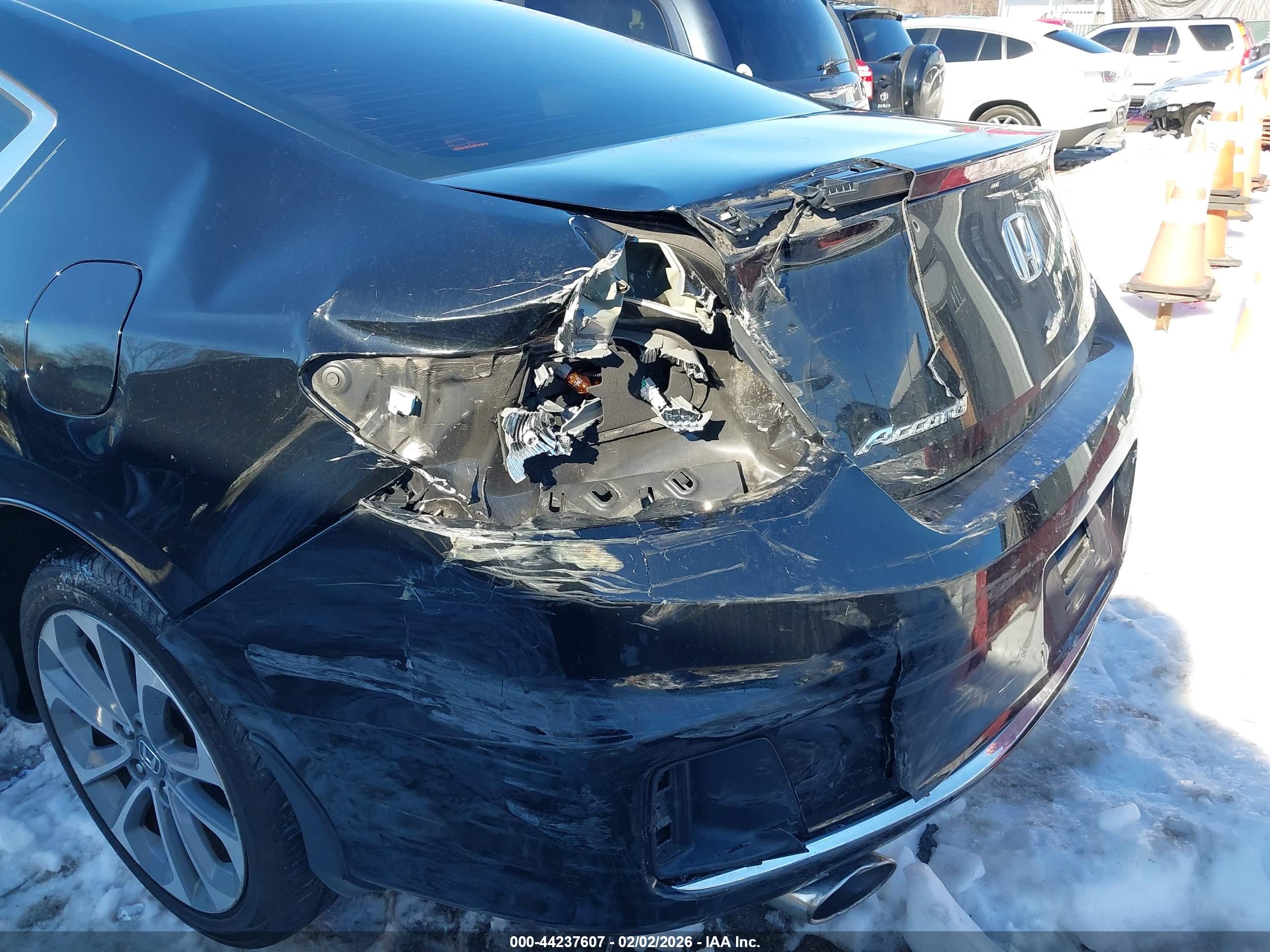HONDA ACCORD image 6