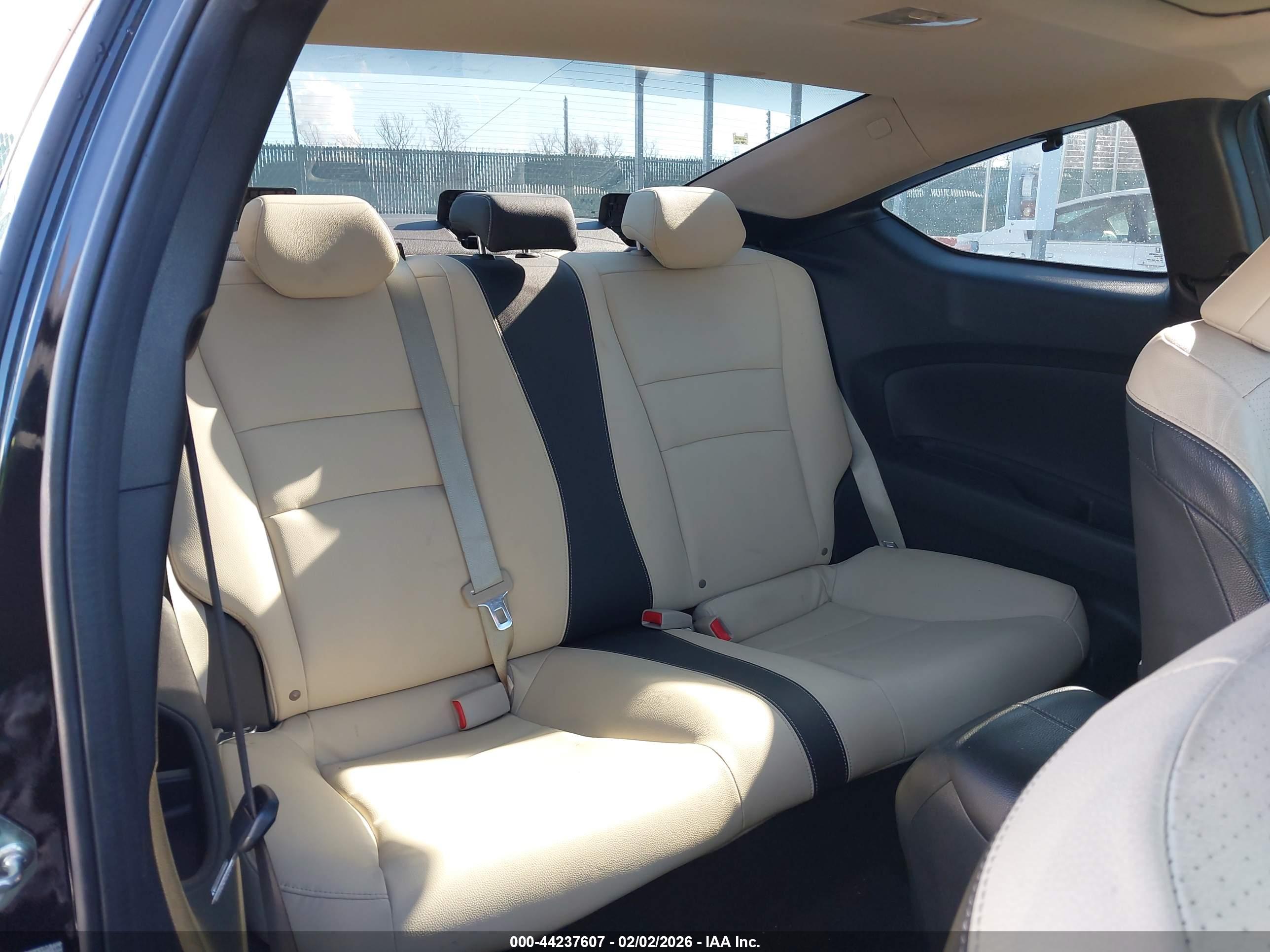 HONDA ACCORD image 8