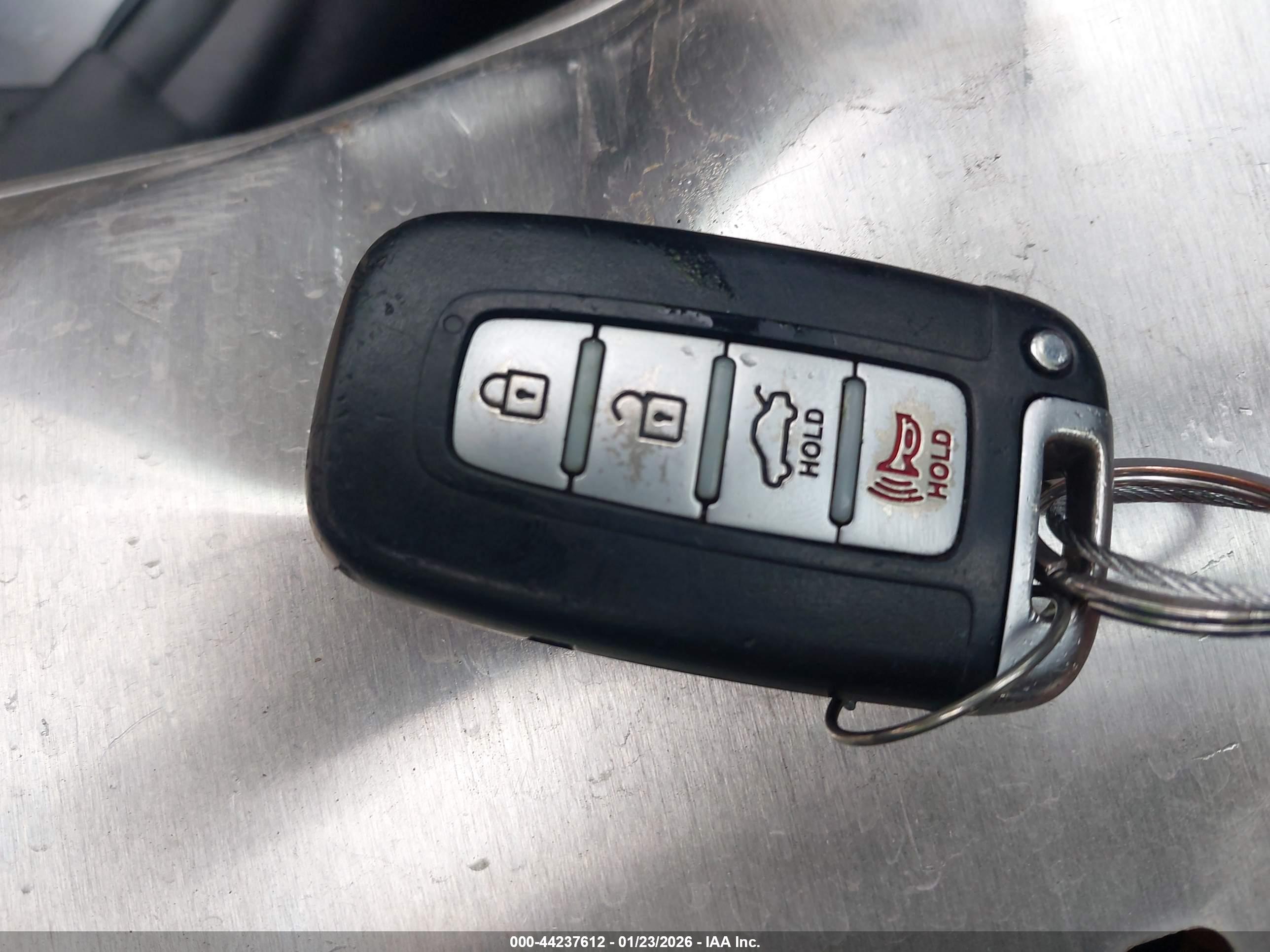 HYUNDAI SONATA image 11