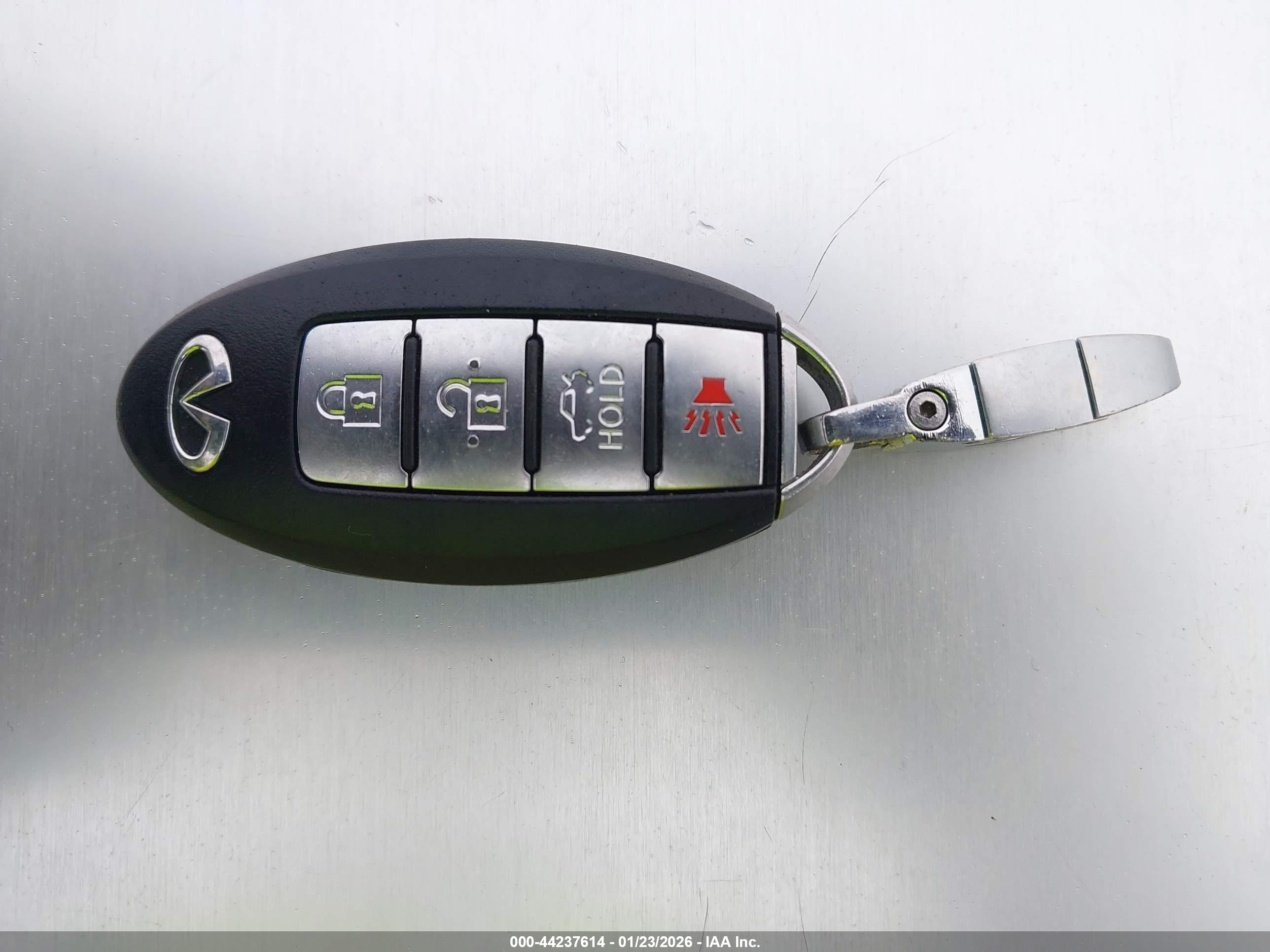 INFINITI G37 image 11