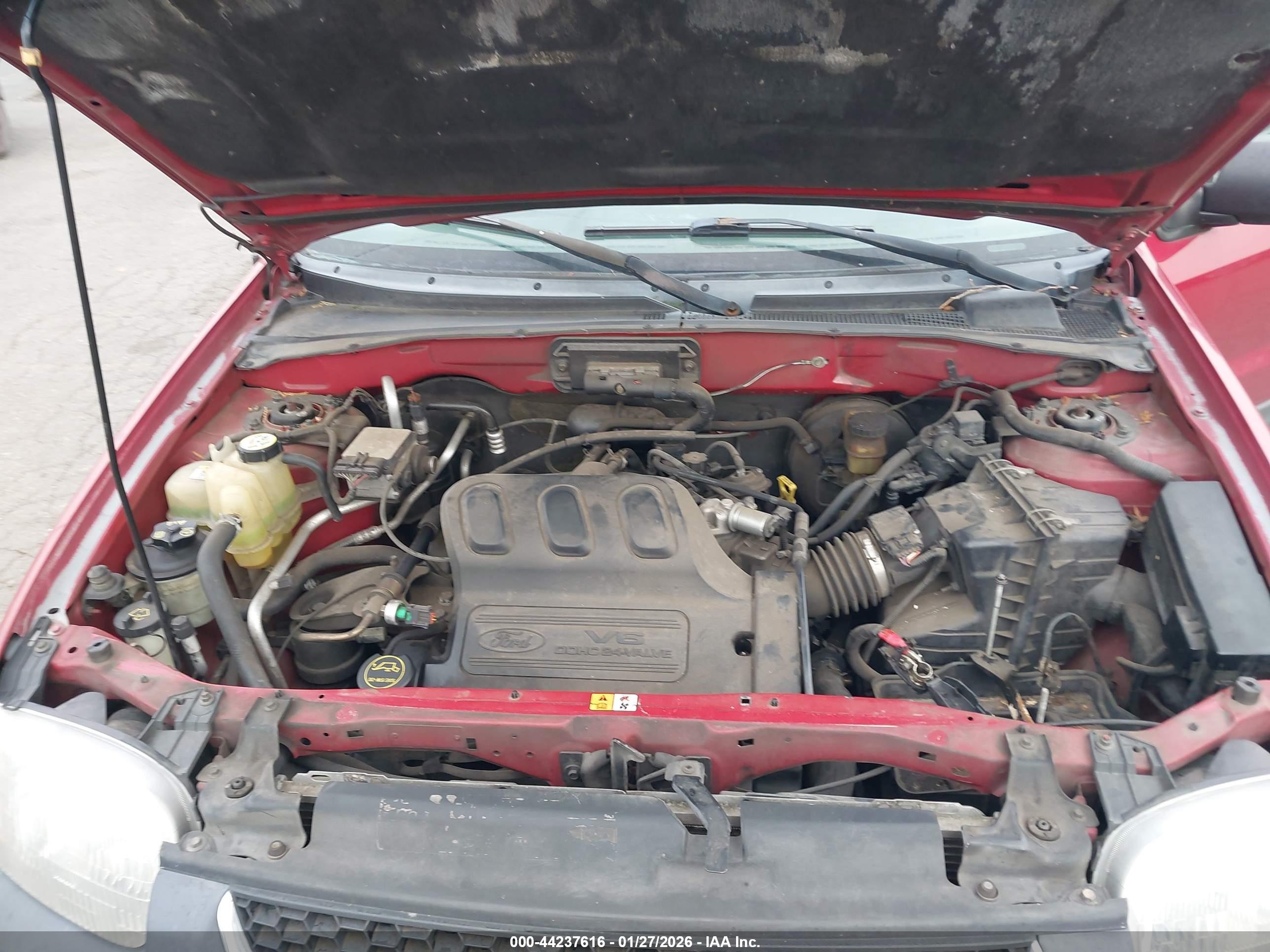 FORD ESCAPE image 10