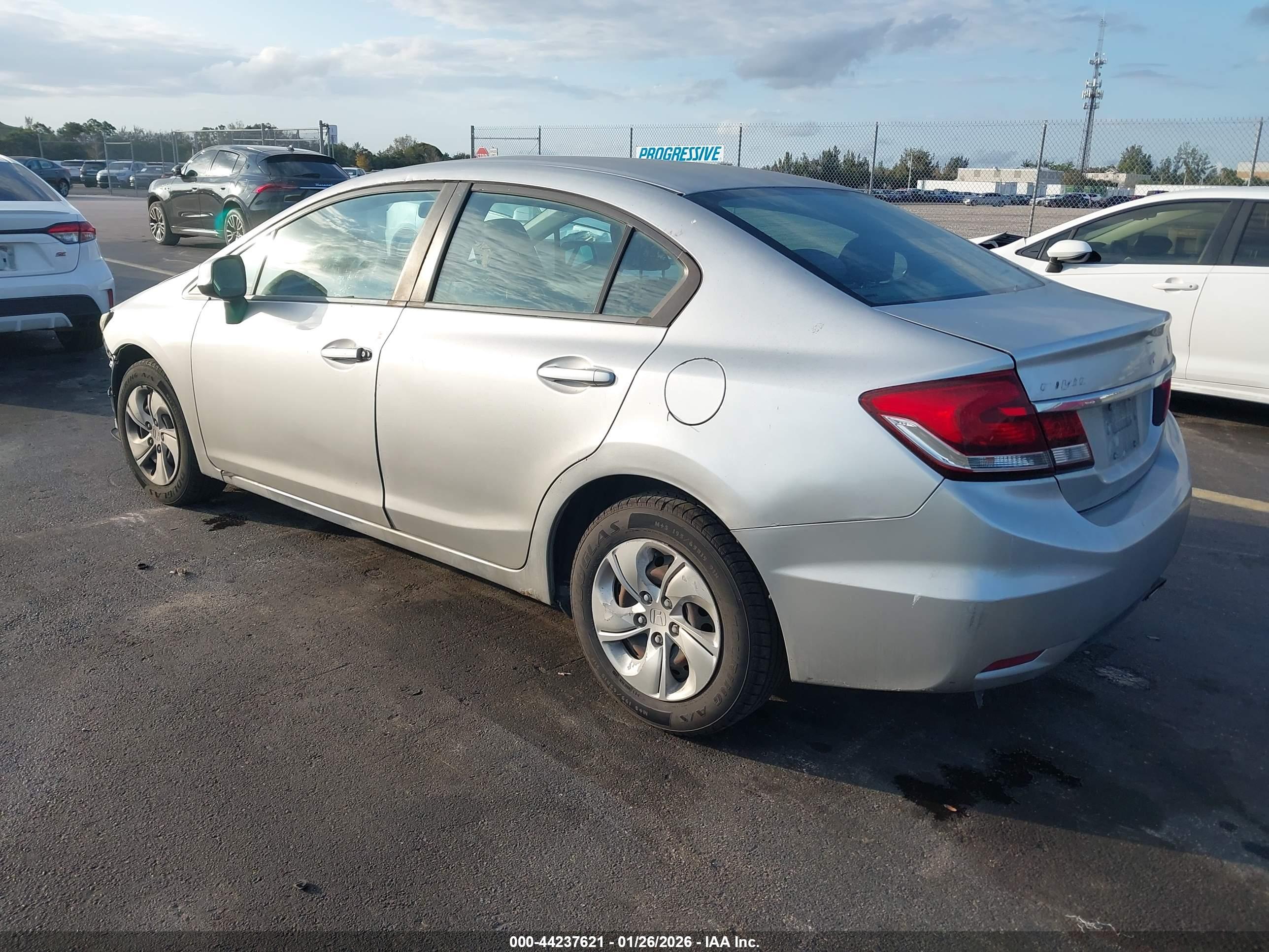 HONDA CIVIC image 3