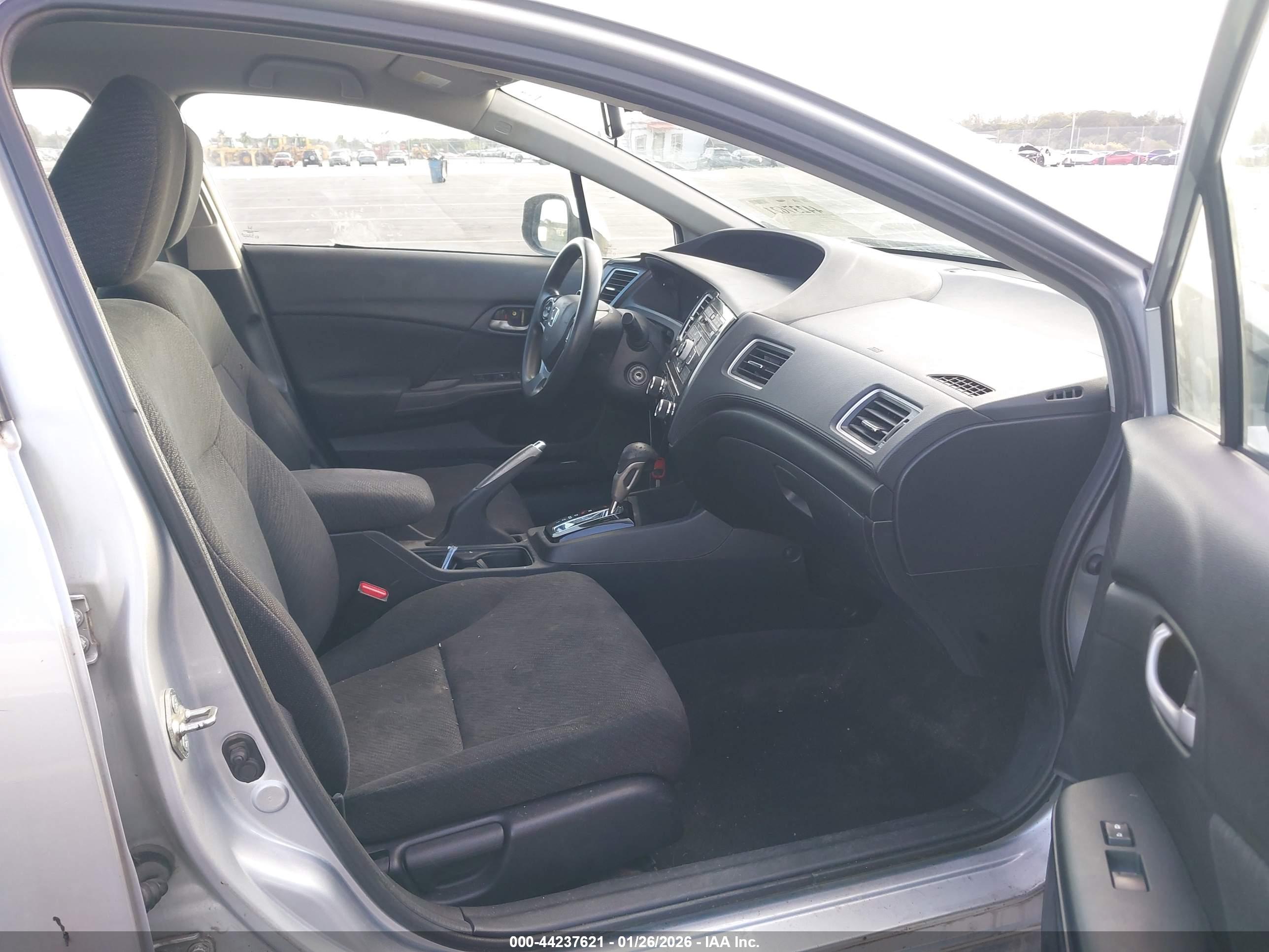 HONDA CIVIC image 5