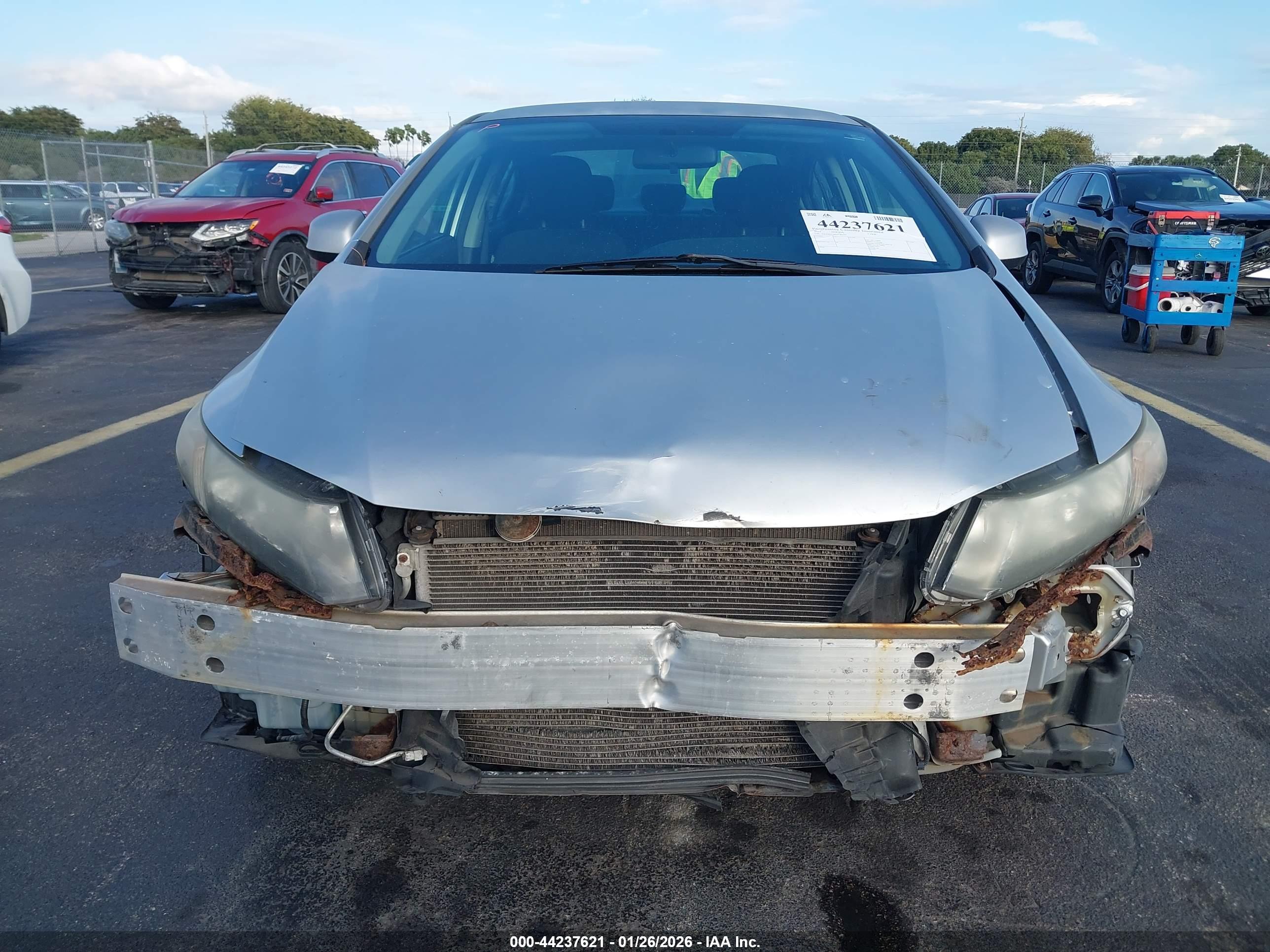 HONDA CIVIC image 6
