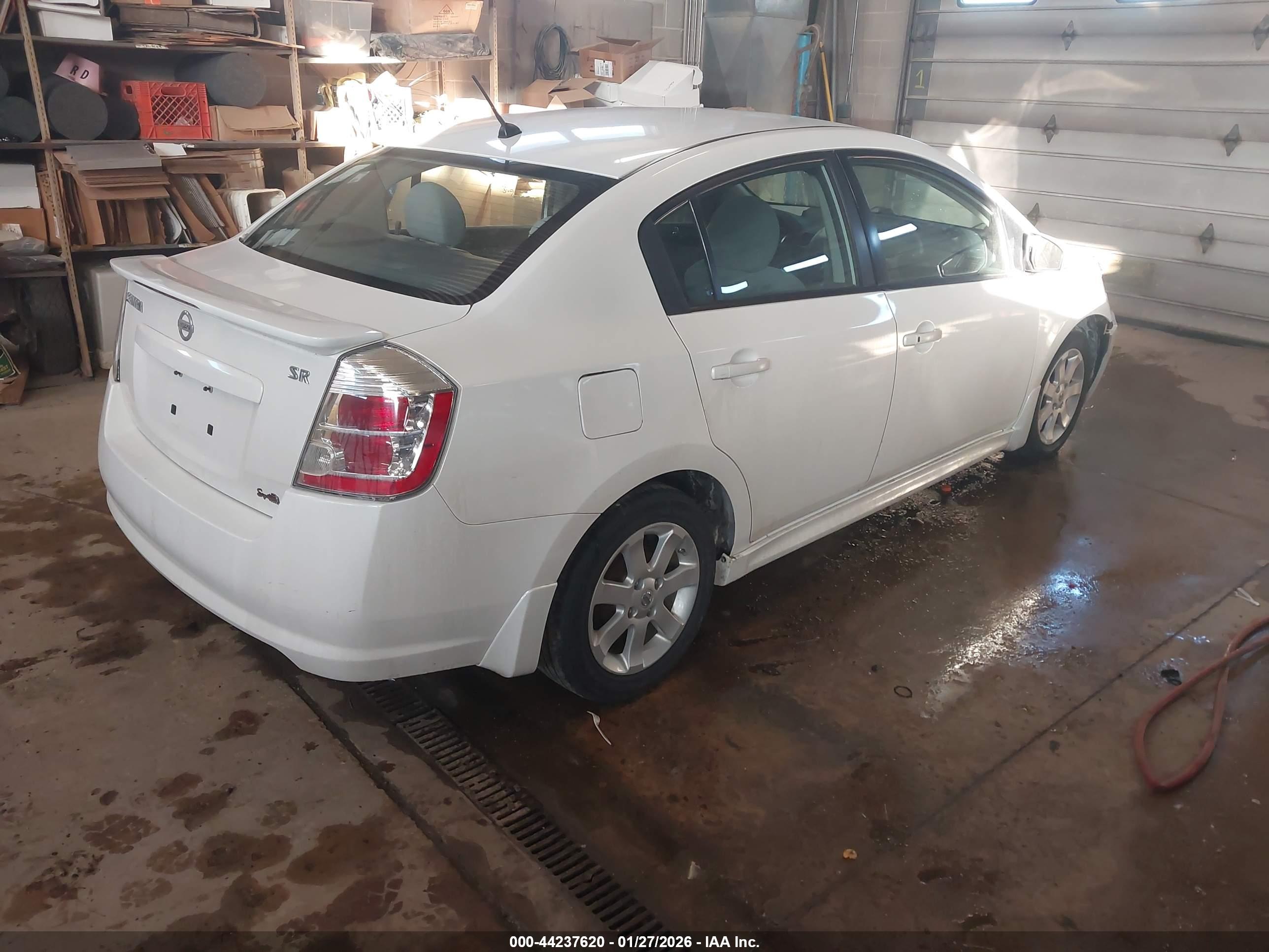 NISSAN SENTRA image 4