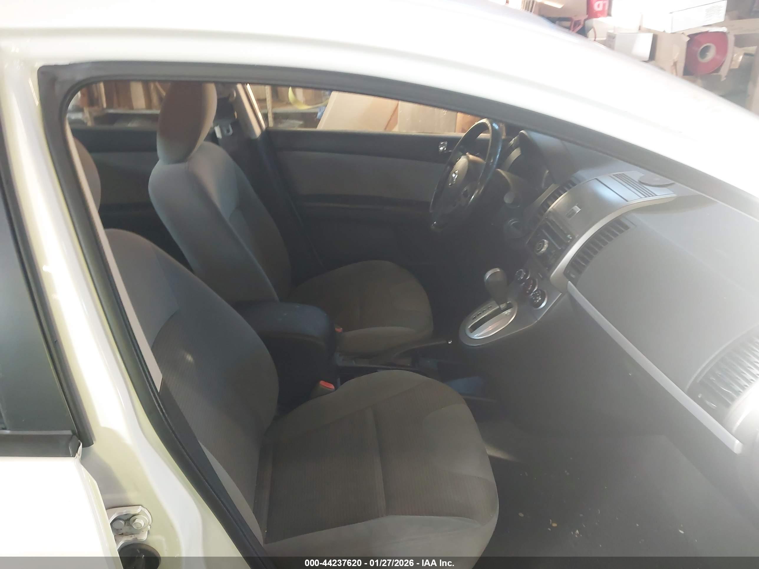 NISSAN SENTRA image 5