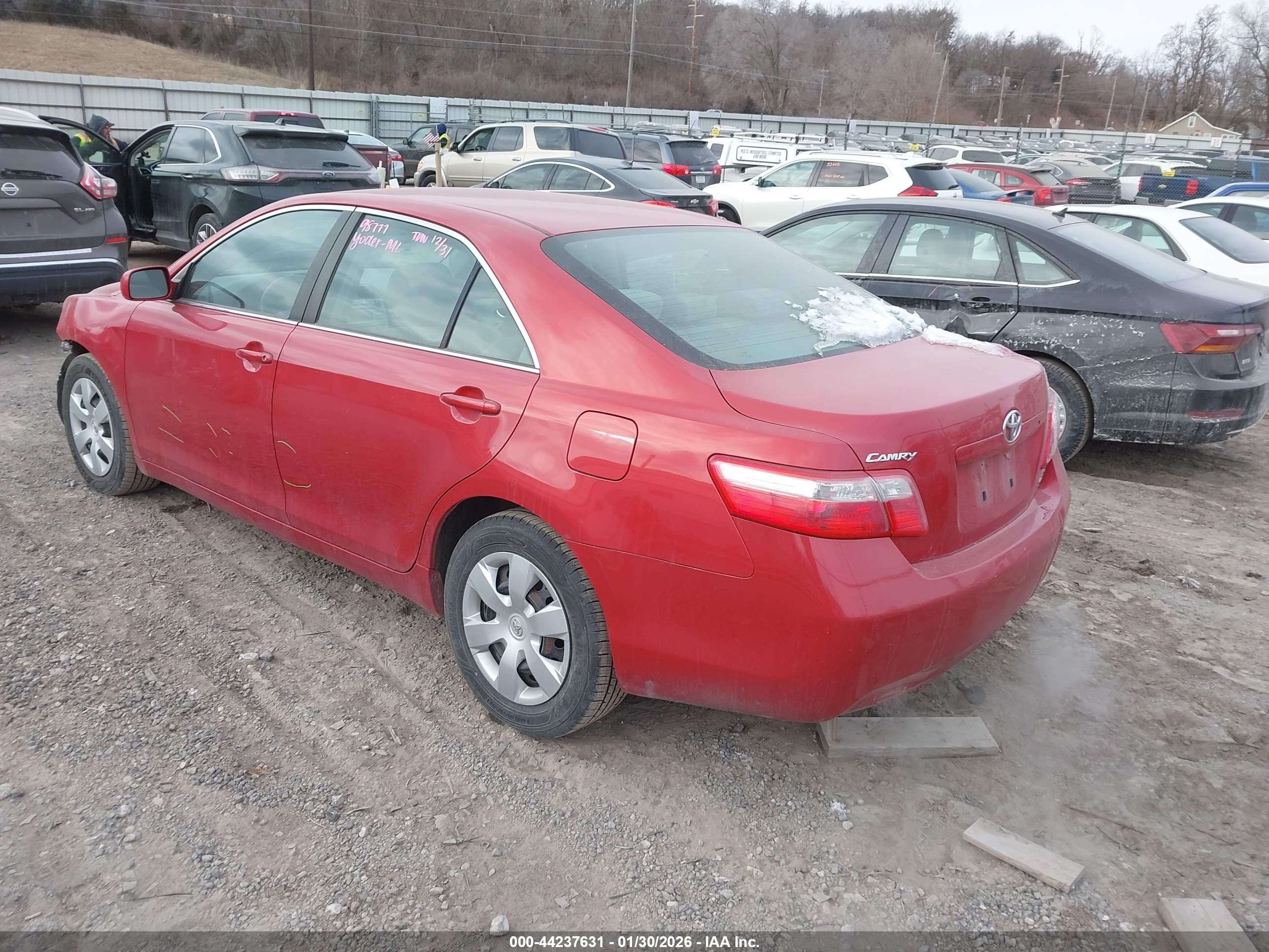 TOYOTA CAMRY image 3
