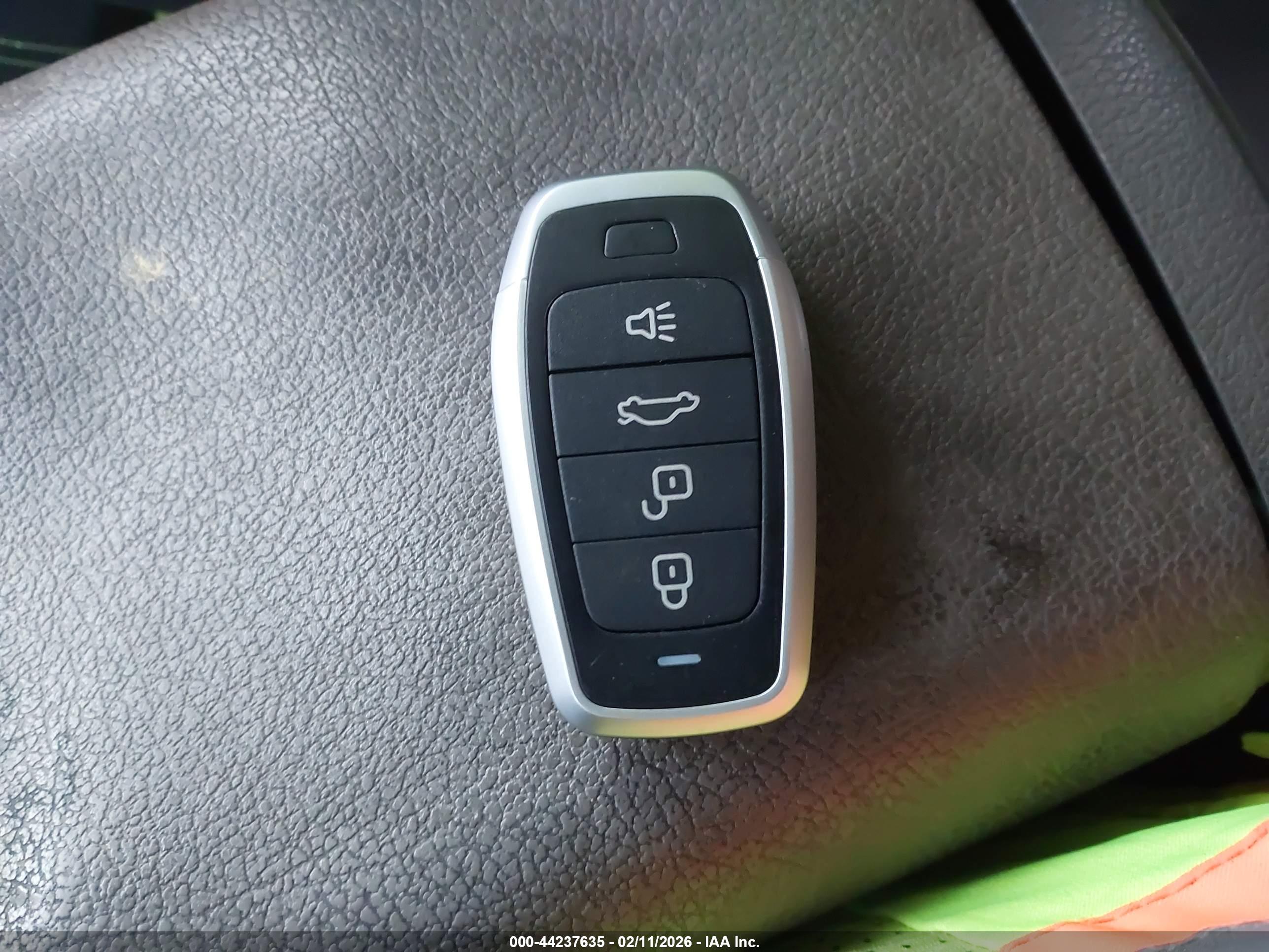 CHEVROLET MALIBU image 11