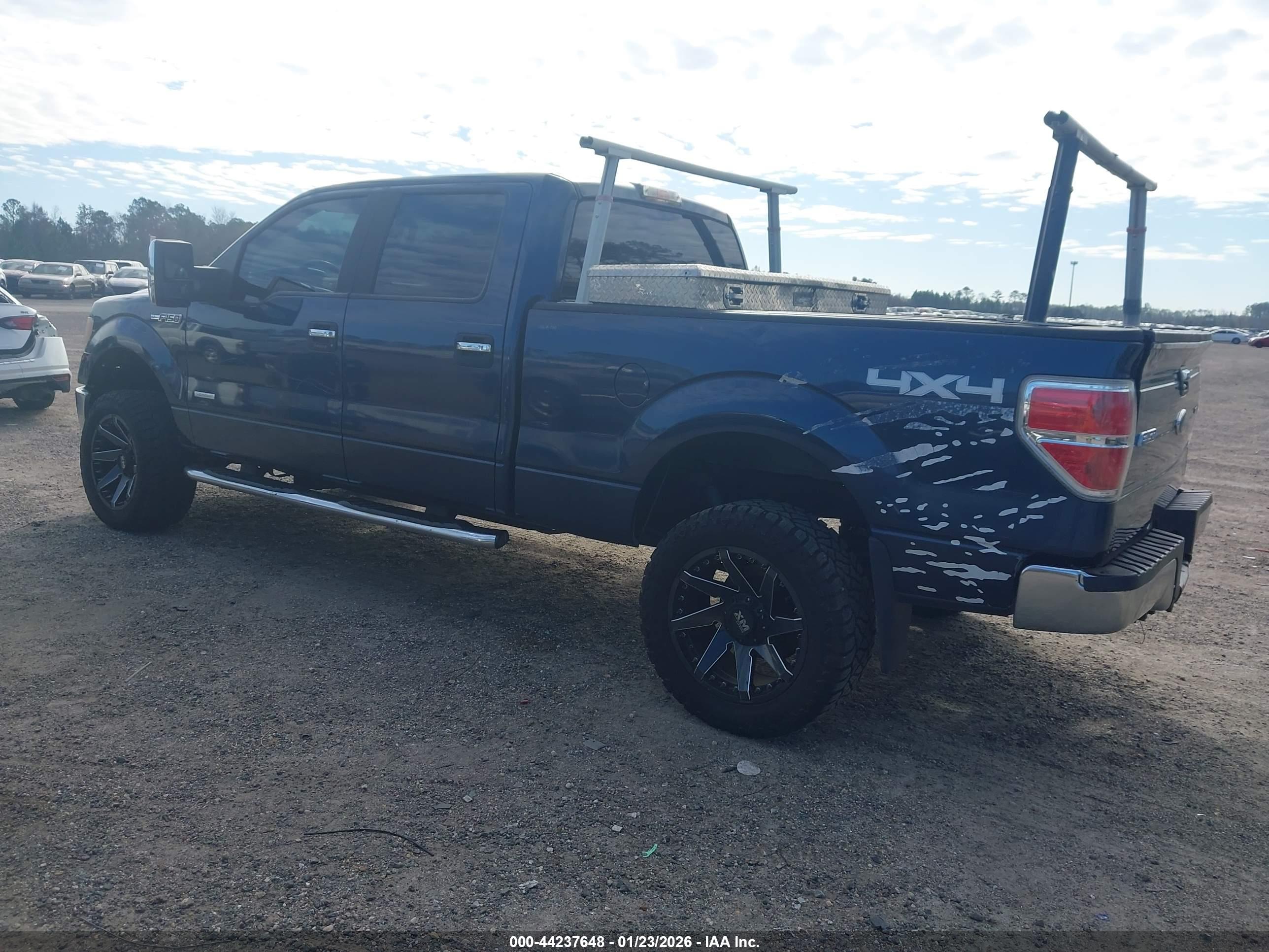 FORD F-150 image 3