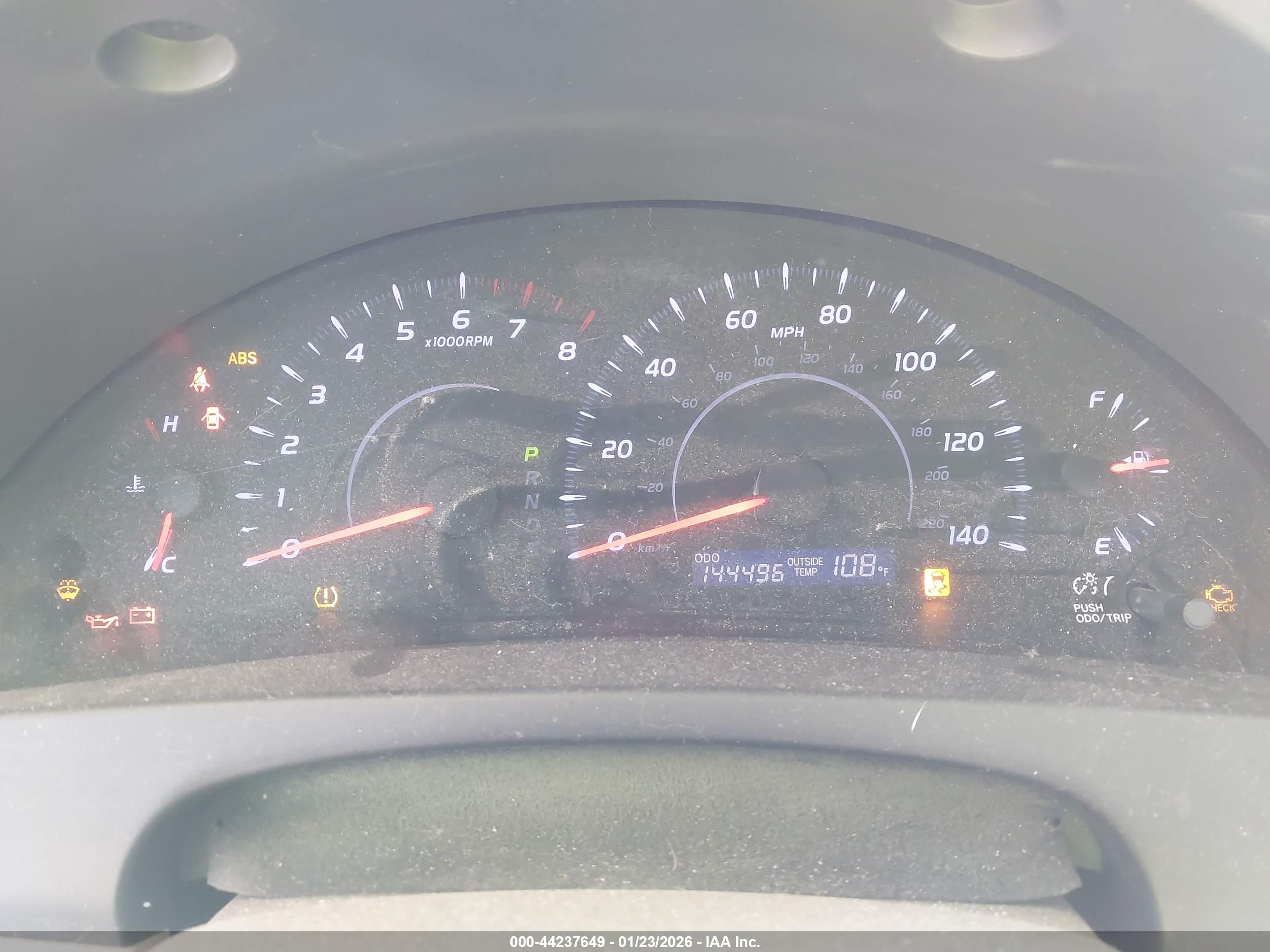 TOYOTA CAMRY image 7
