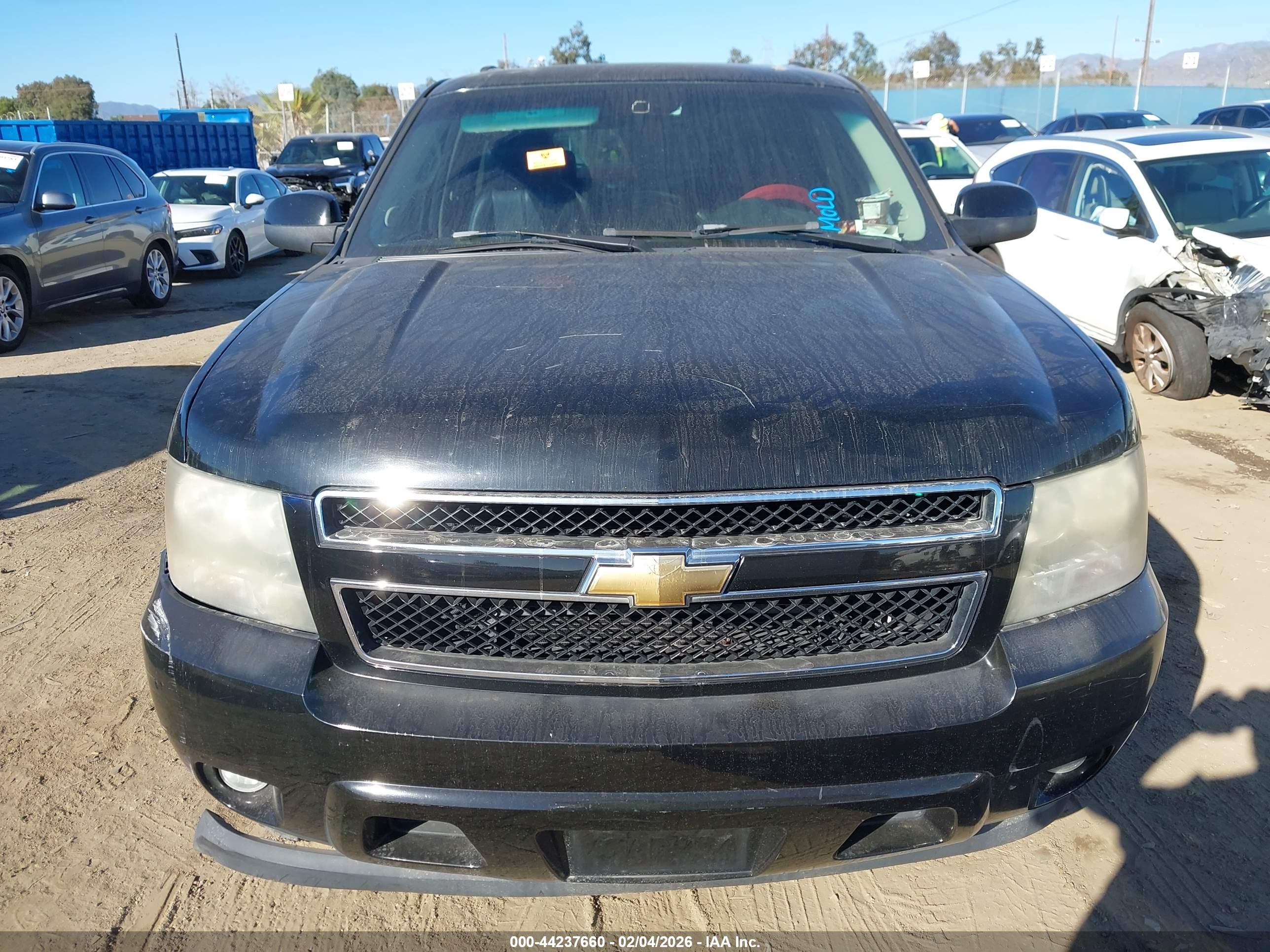 CHEVROLET TAHOE image 6