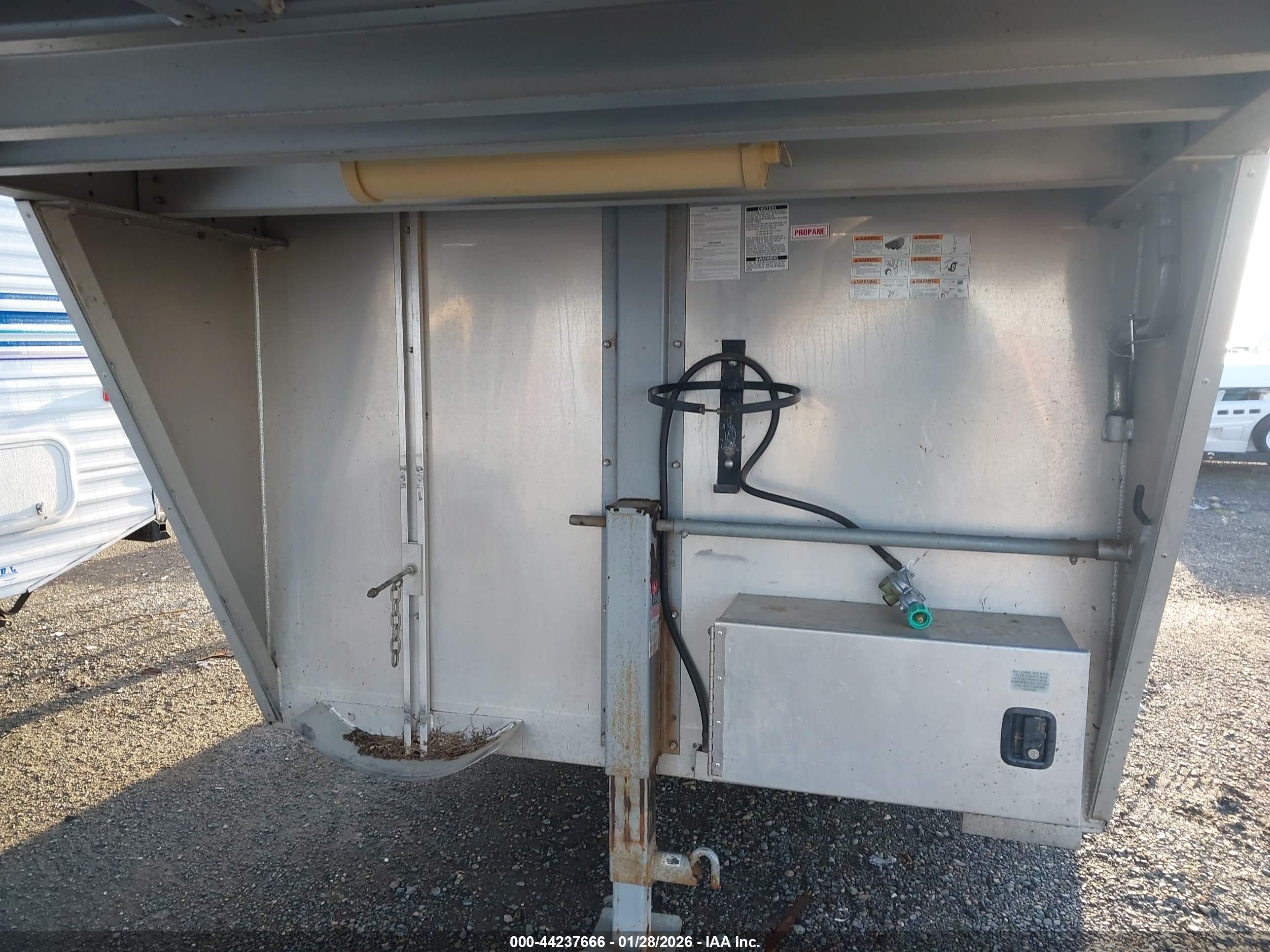 FEATHERLITE 2 image 10