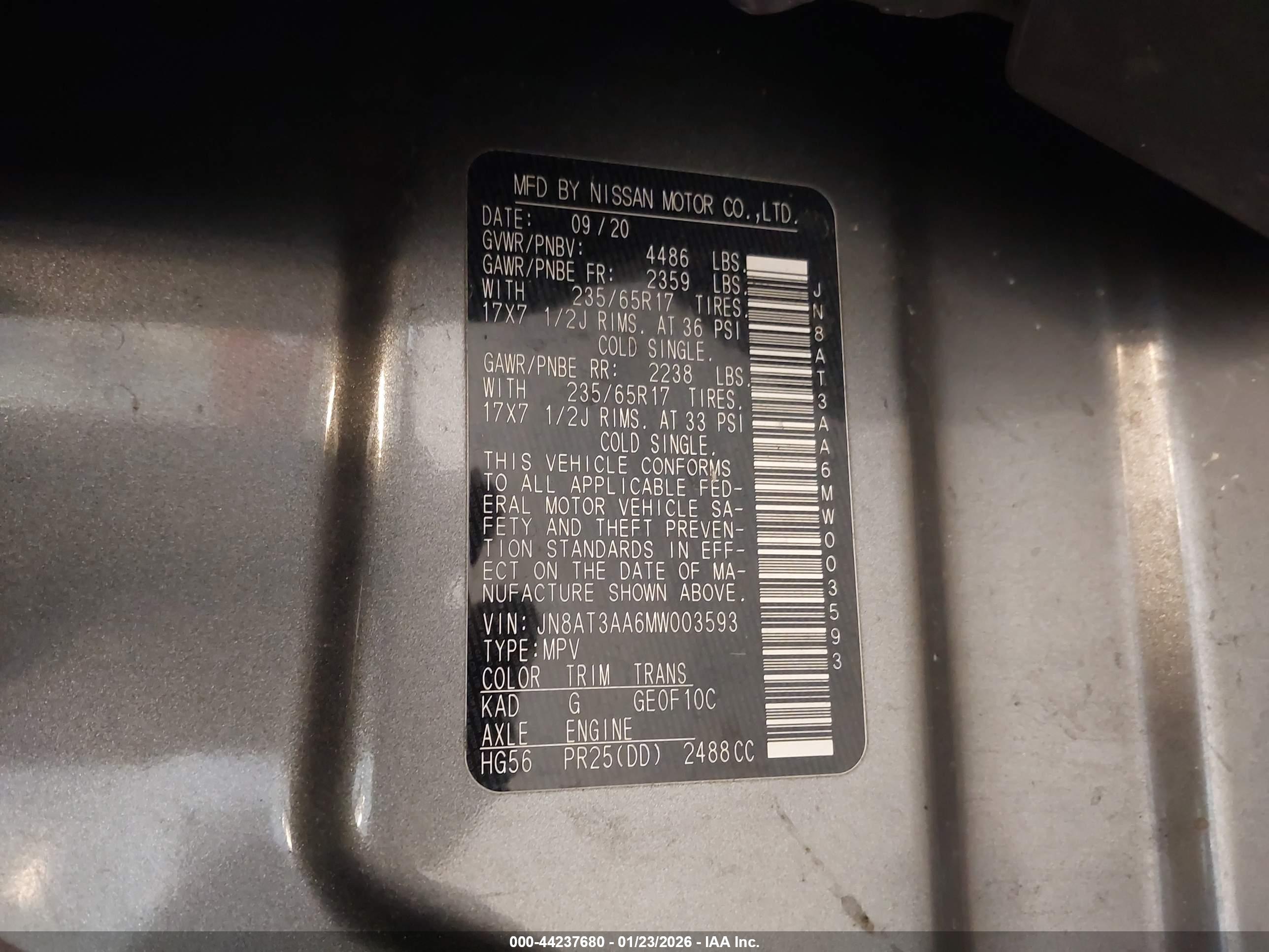 NISSAN ROGUE image 9