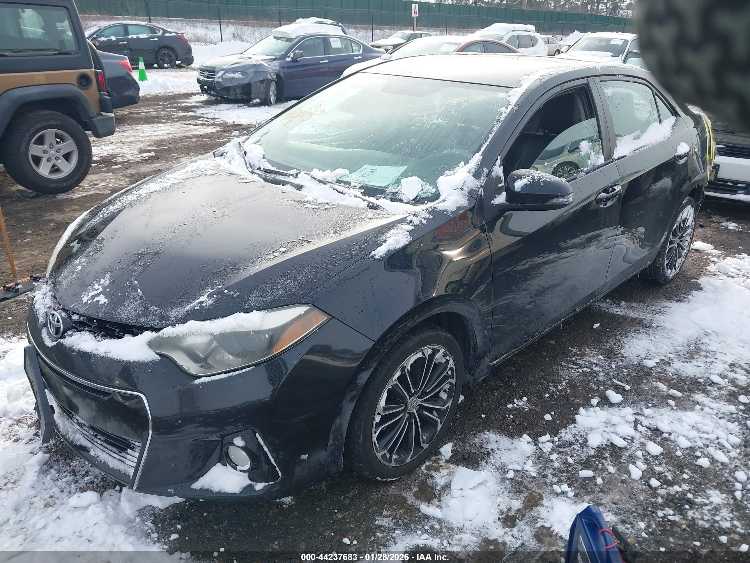 TOYOTA COROLLA image 2
