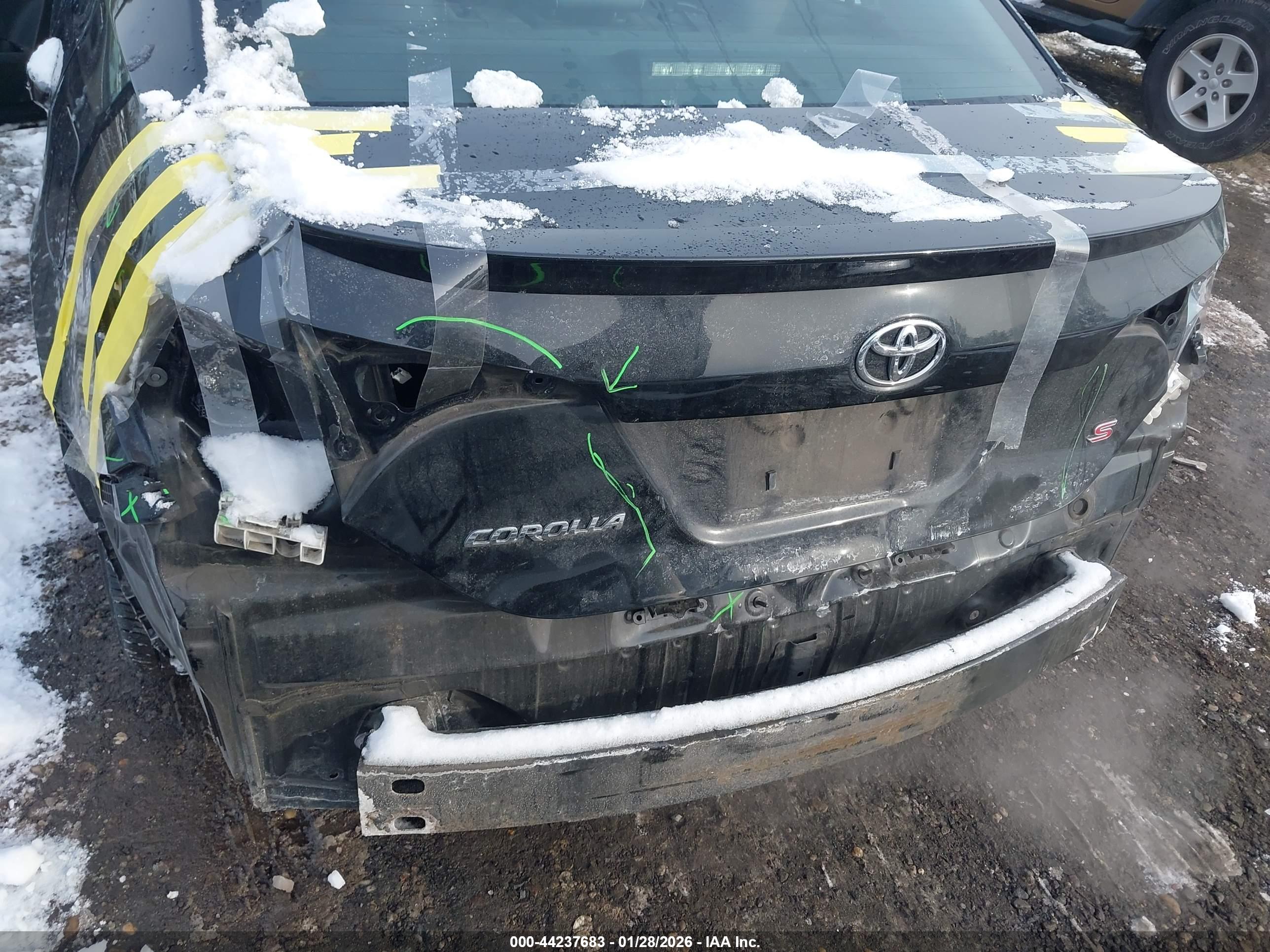 TOYOTA COROLLA image 6
