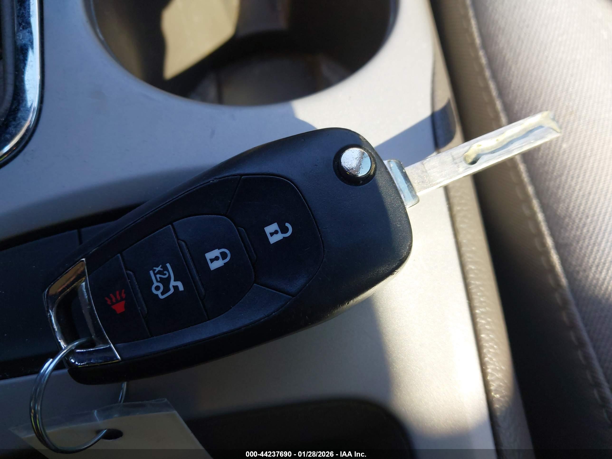 CHEVROLET CRUZE image 11