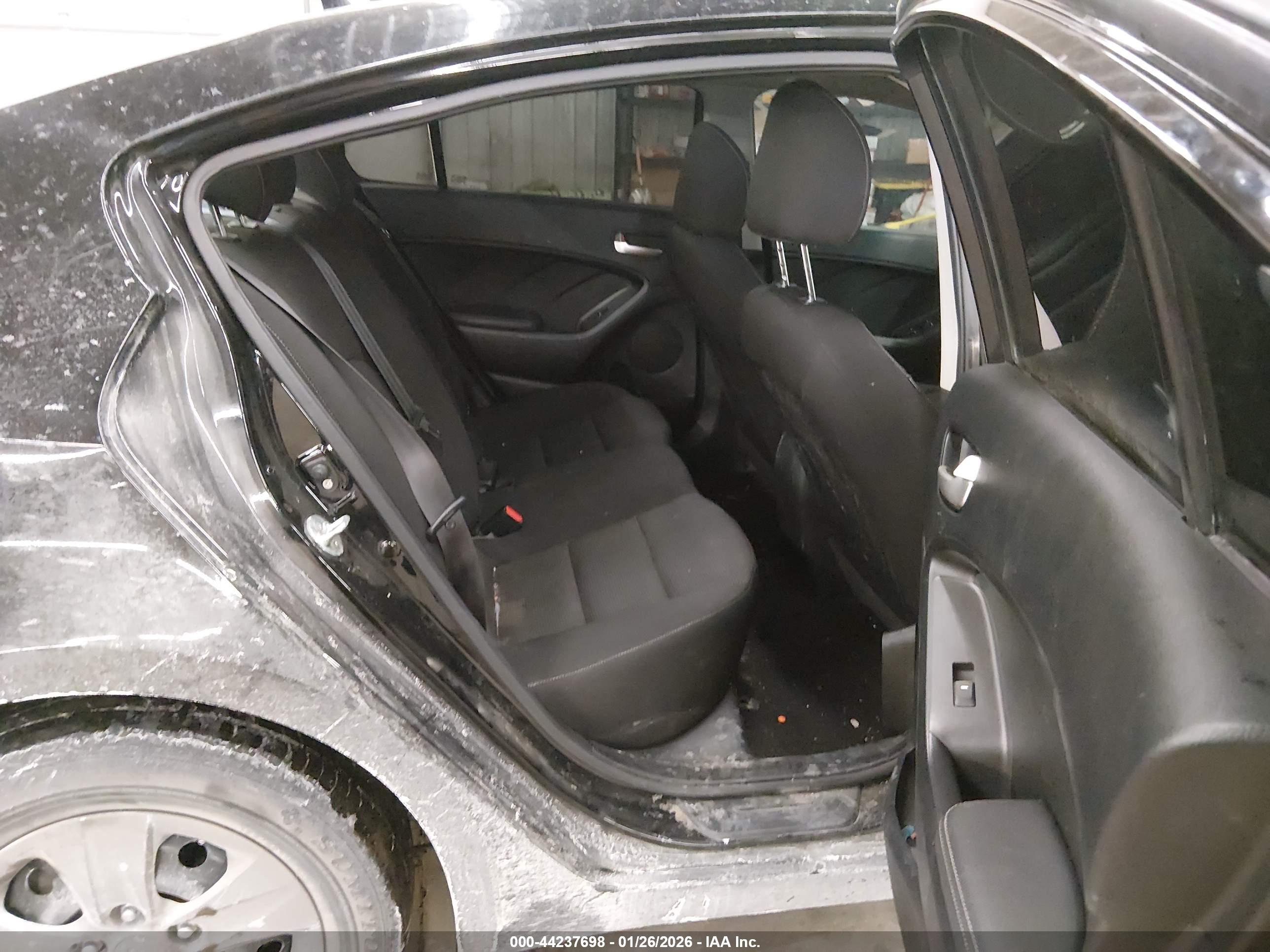 KIA FORTE image 8