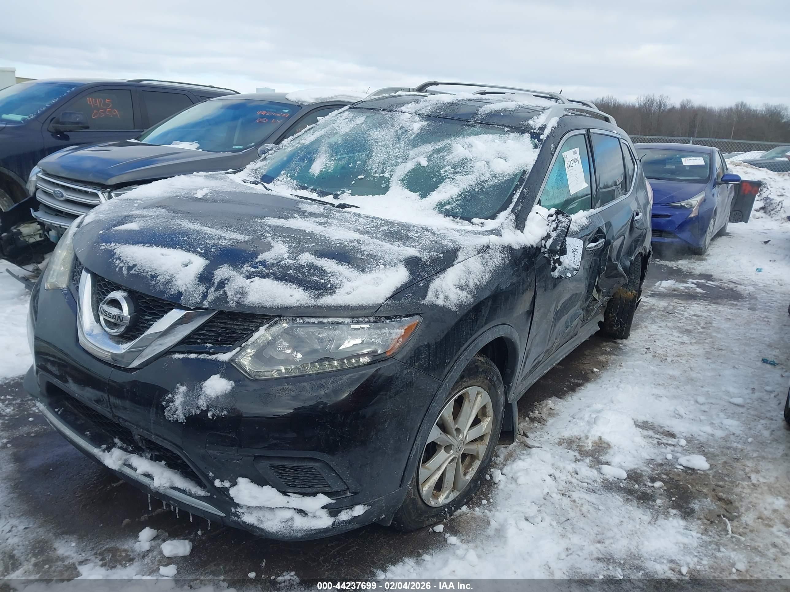 NISSAN ROGUE image 2