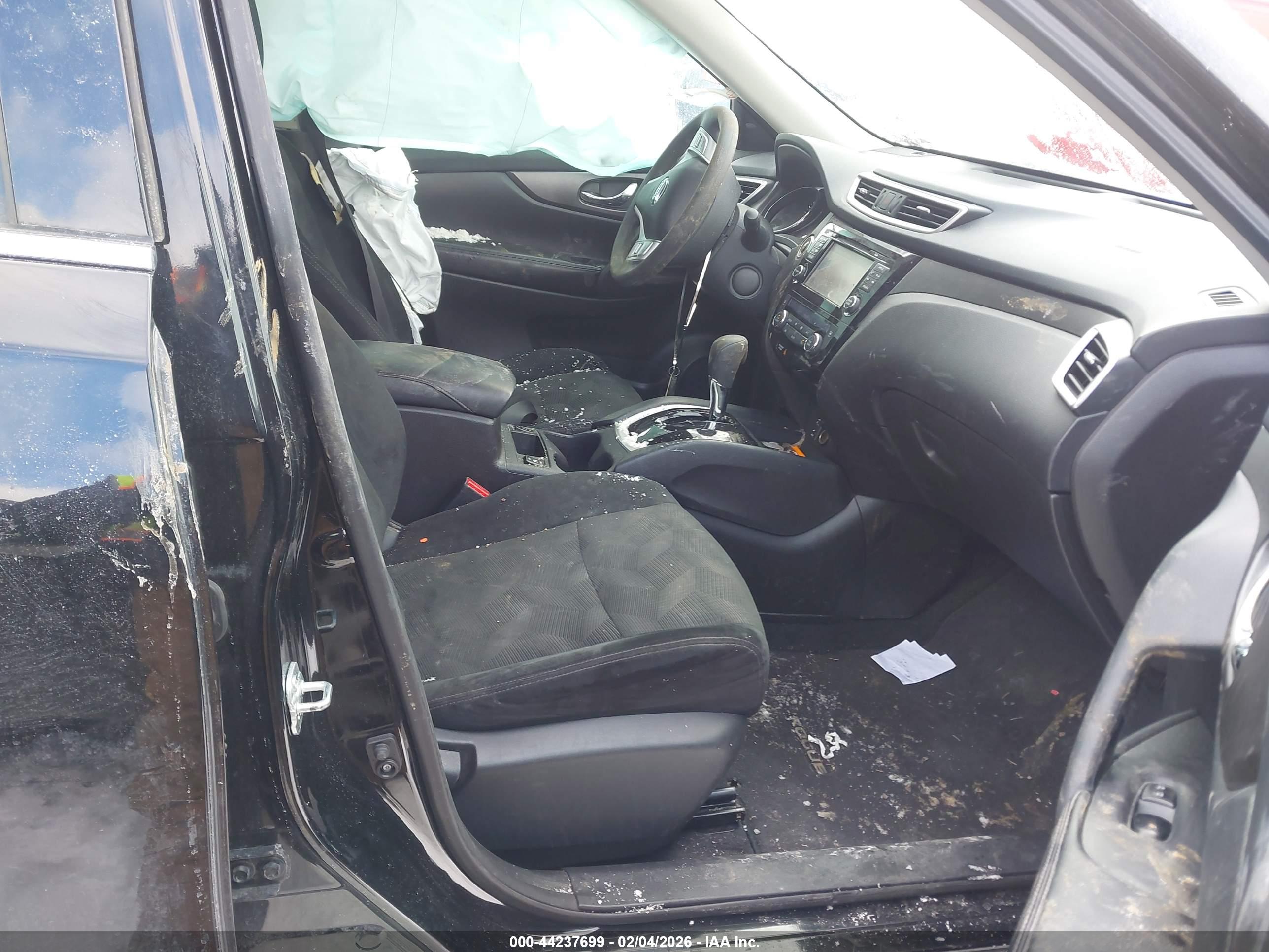 NISSAN ROGUE image 5