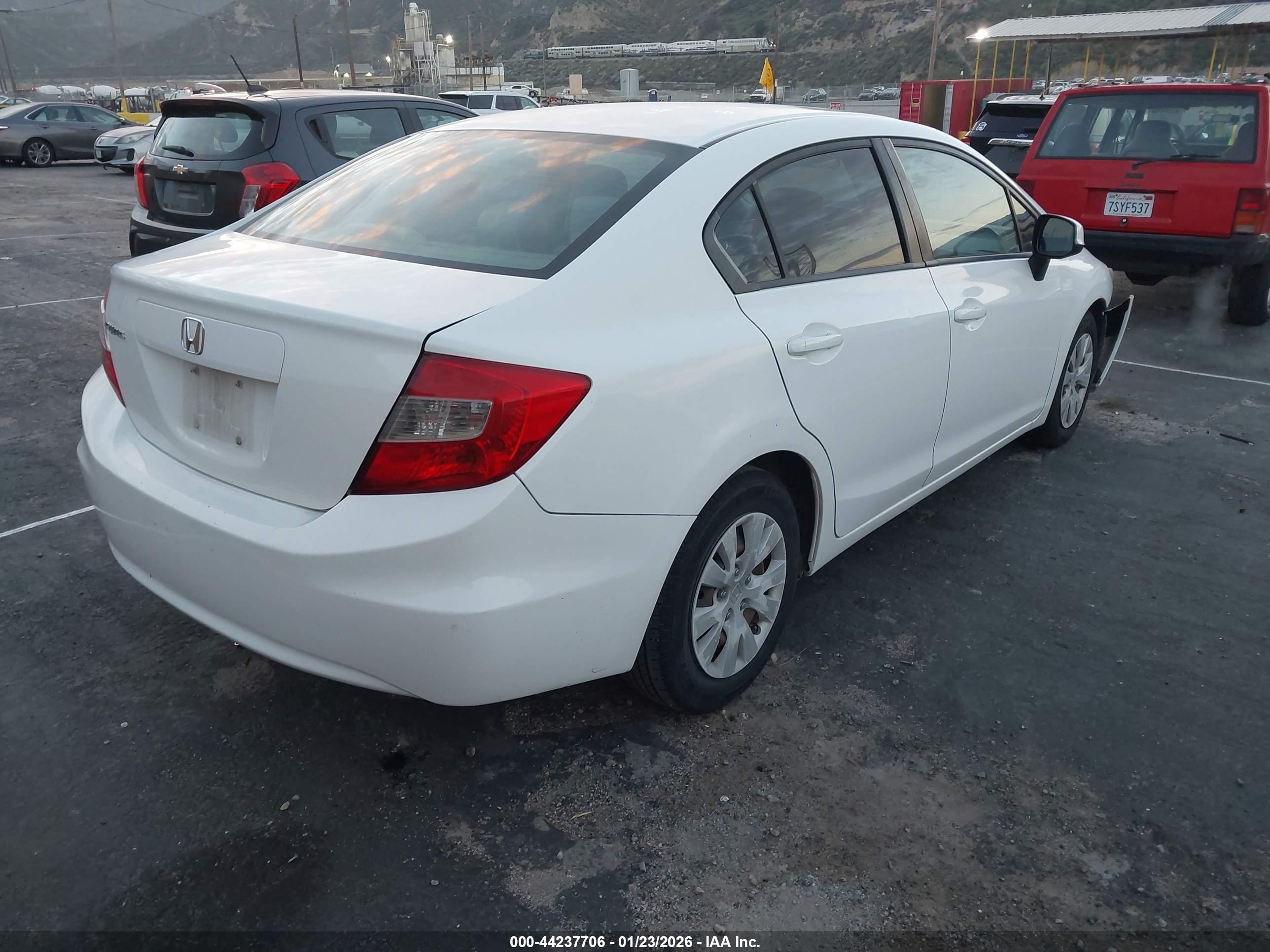 HONDA CIVIC image 4