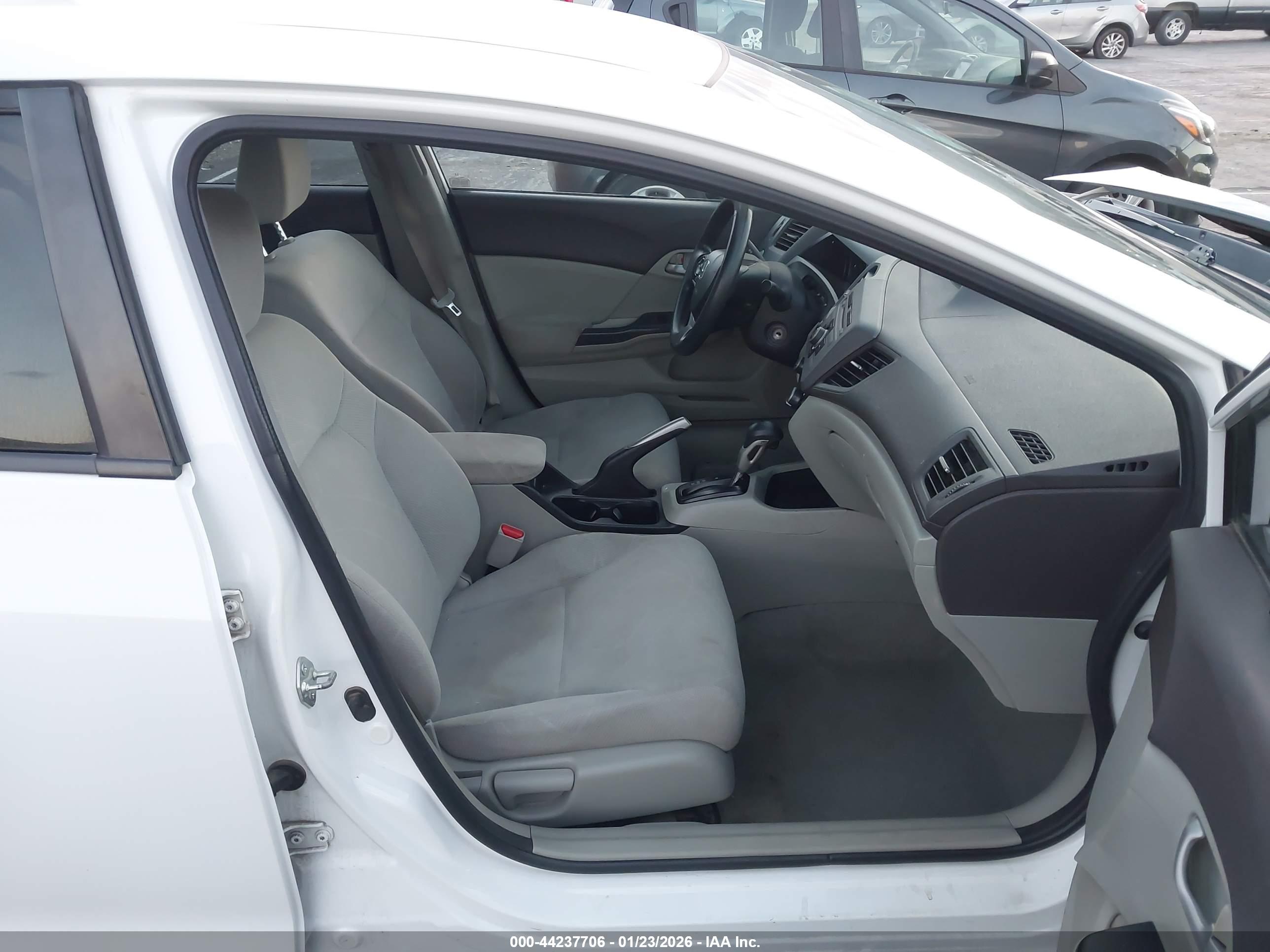 HONDA CIVIC image 5