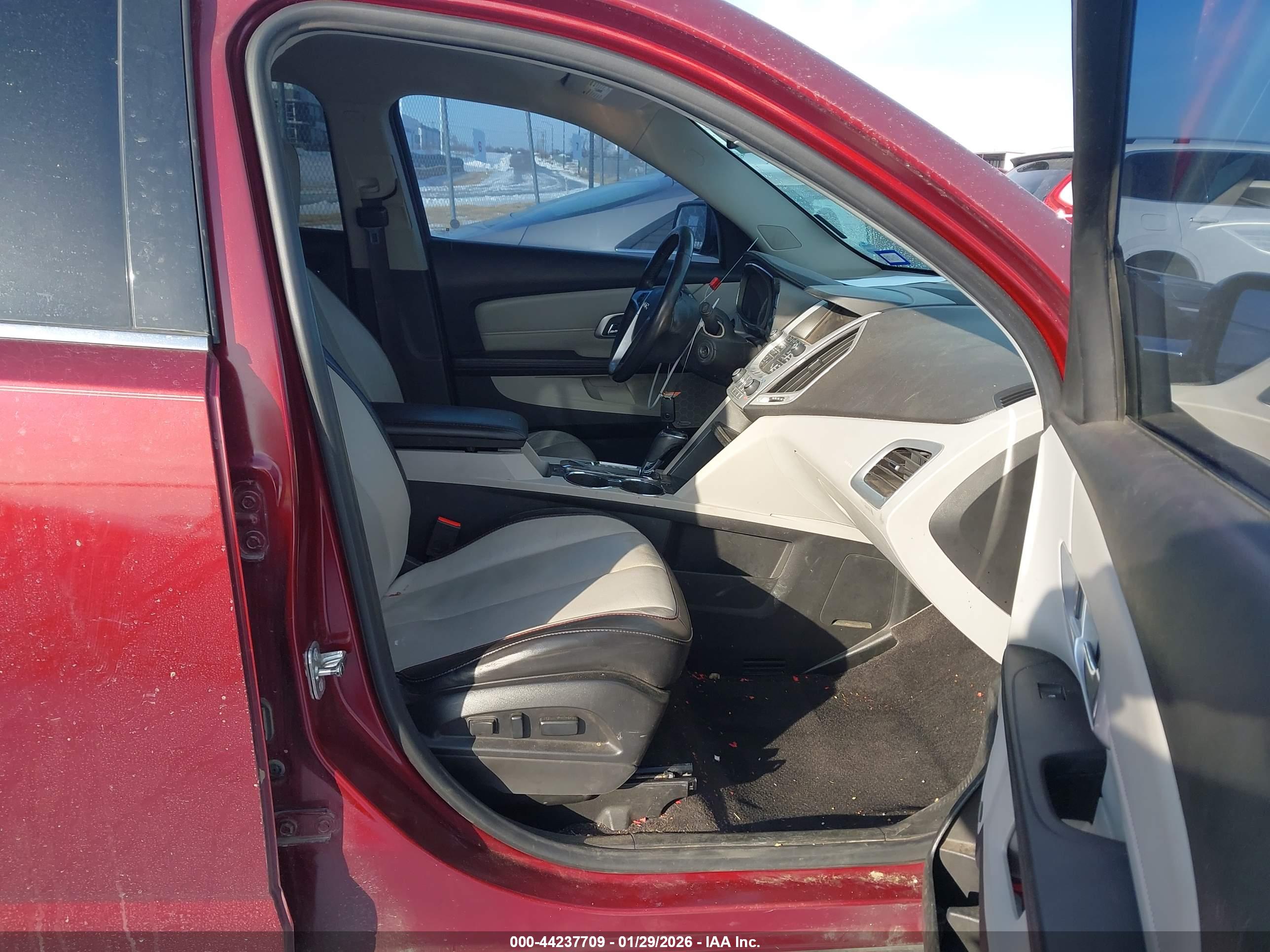 GMC TERRAIN image 5