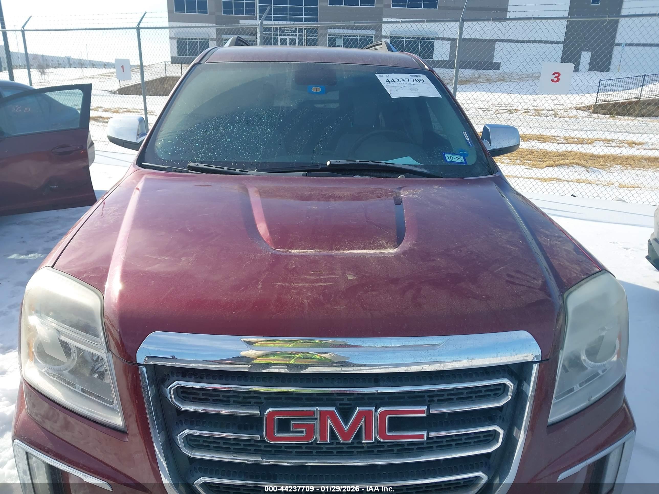 GMC TERRAIN image 6