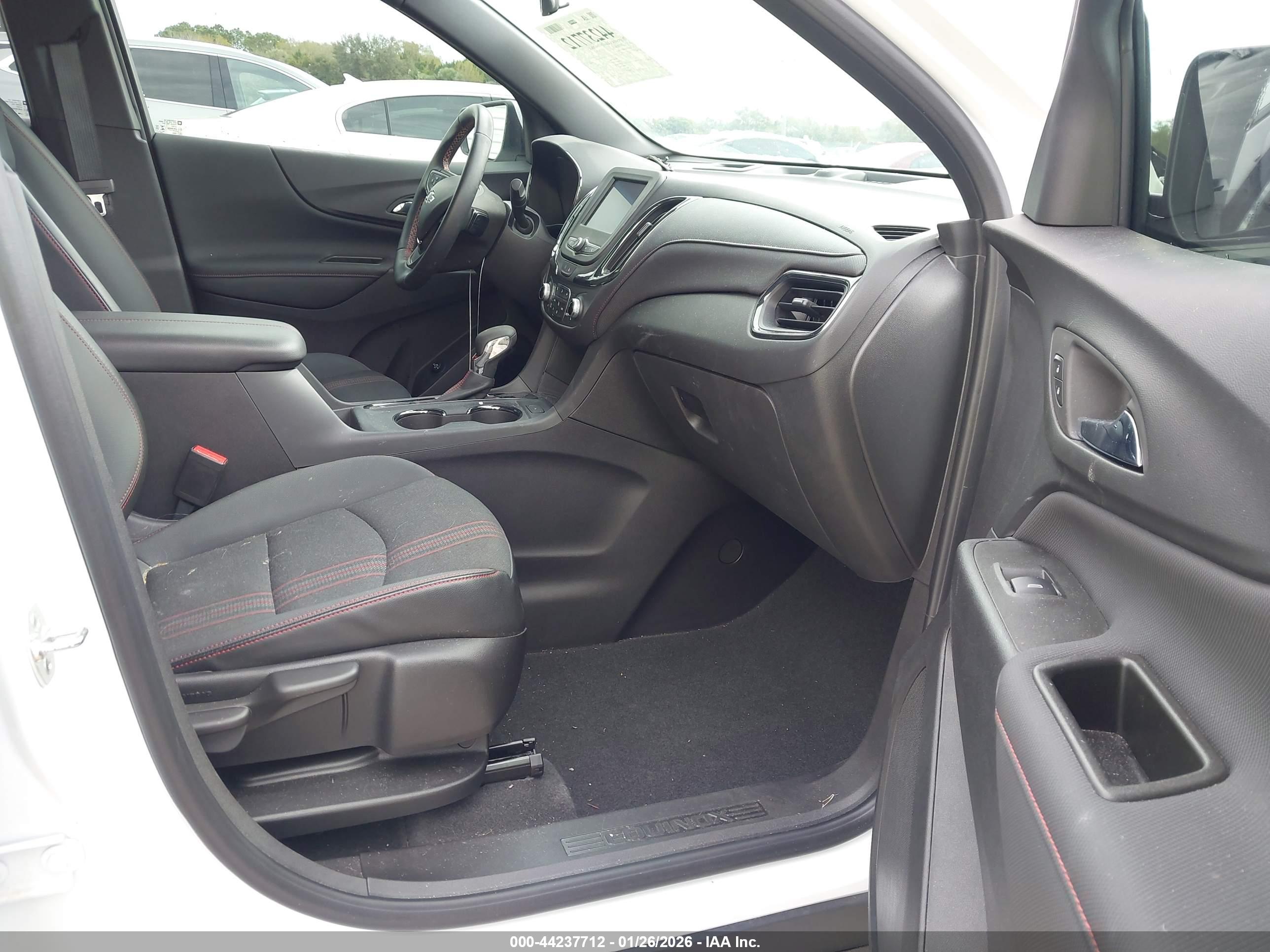 CHEVROLET EQUINOX image 5