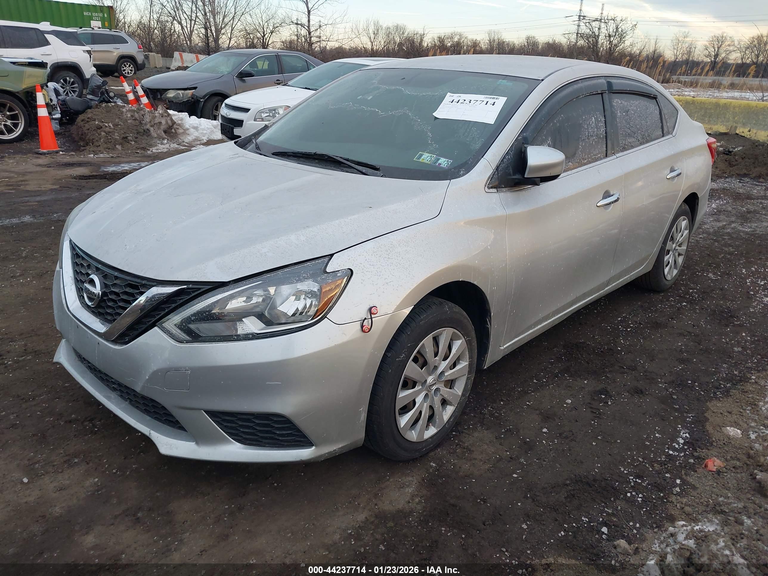 NISSAN SENTRA image 2