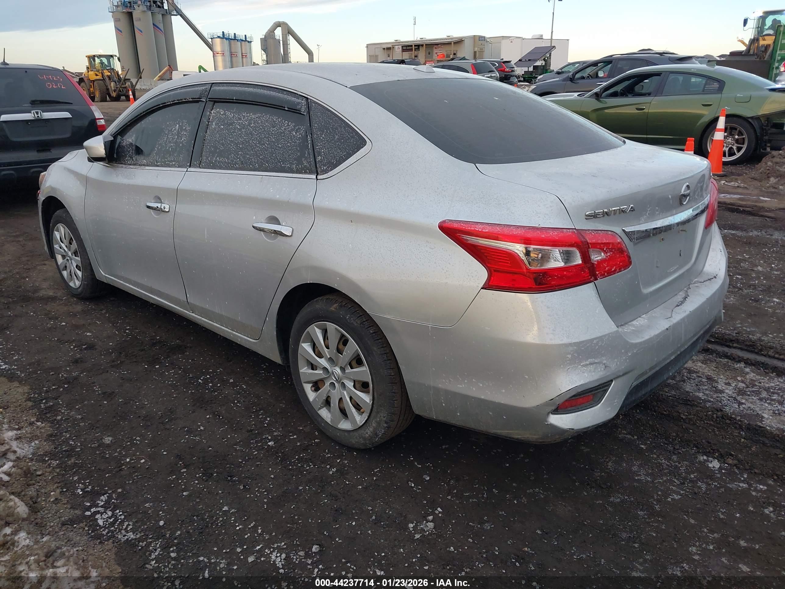 NISSAN SENTRA image 3