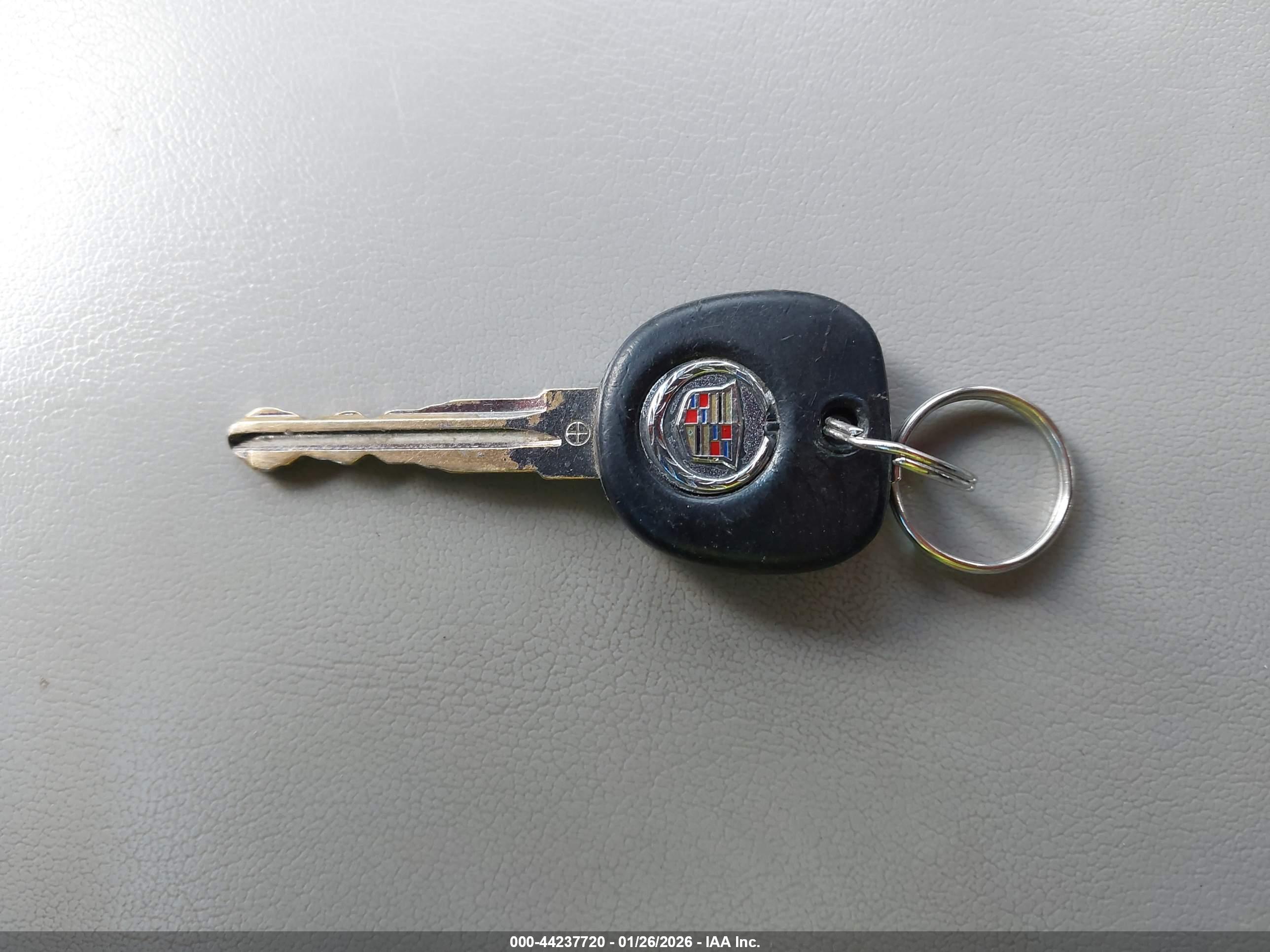CADILLAC CTS image 11
