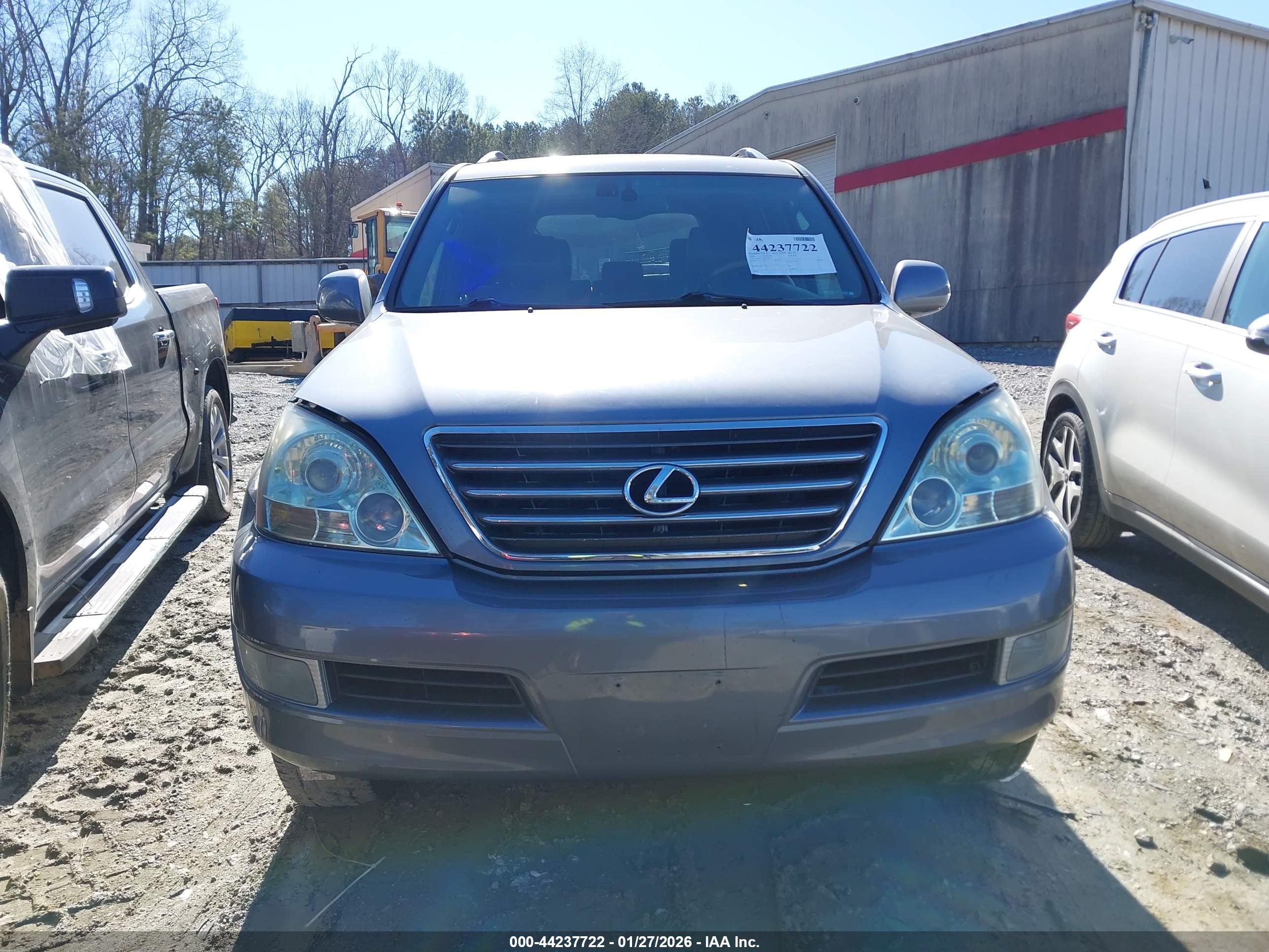 LEXUS GX image 6