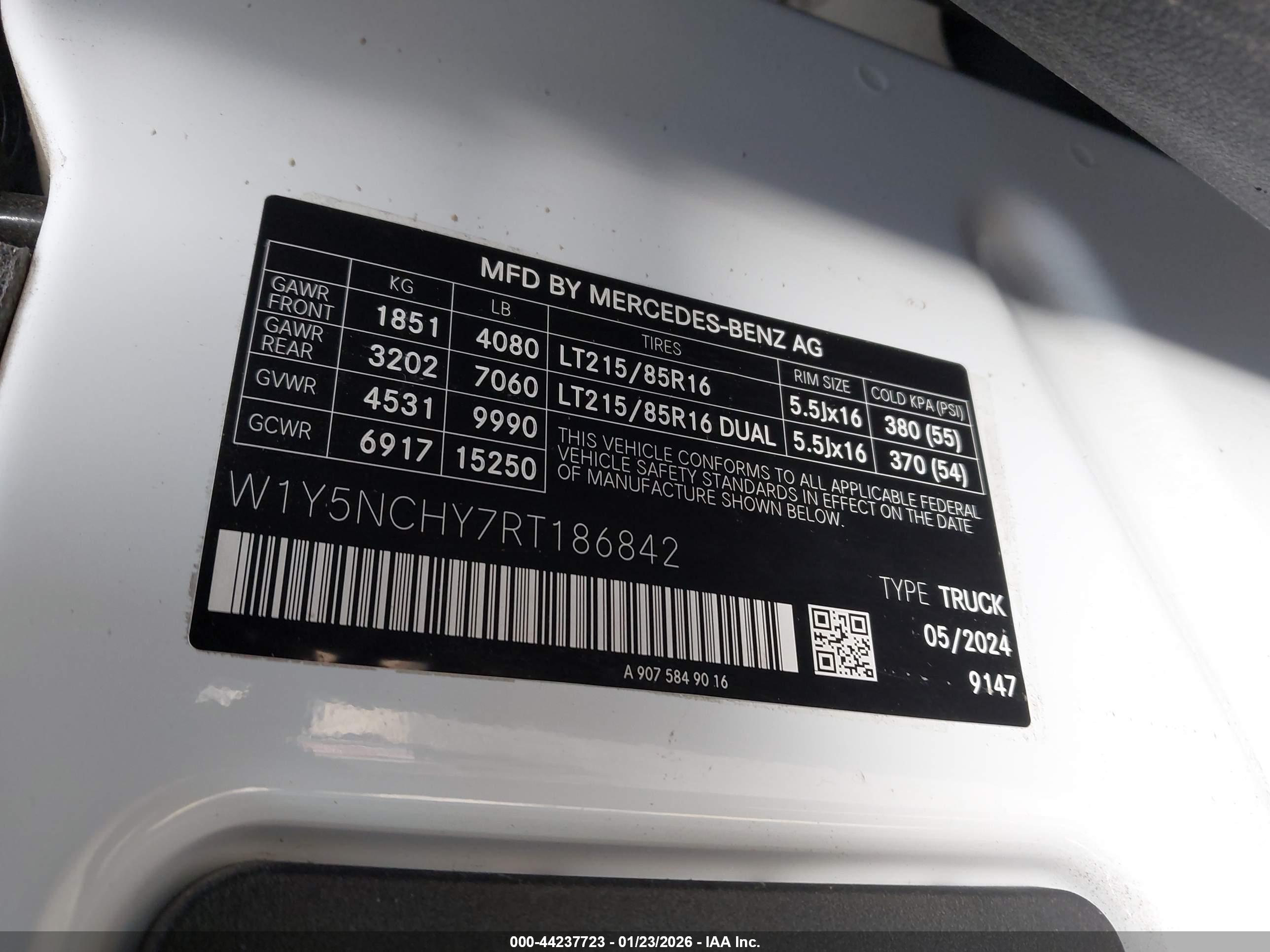 MERCEDES-BENZ SPRINTER image 9