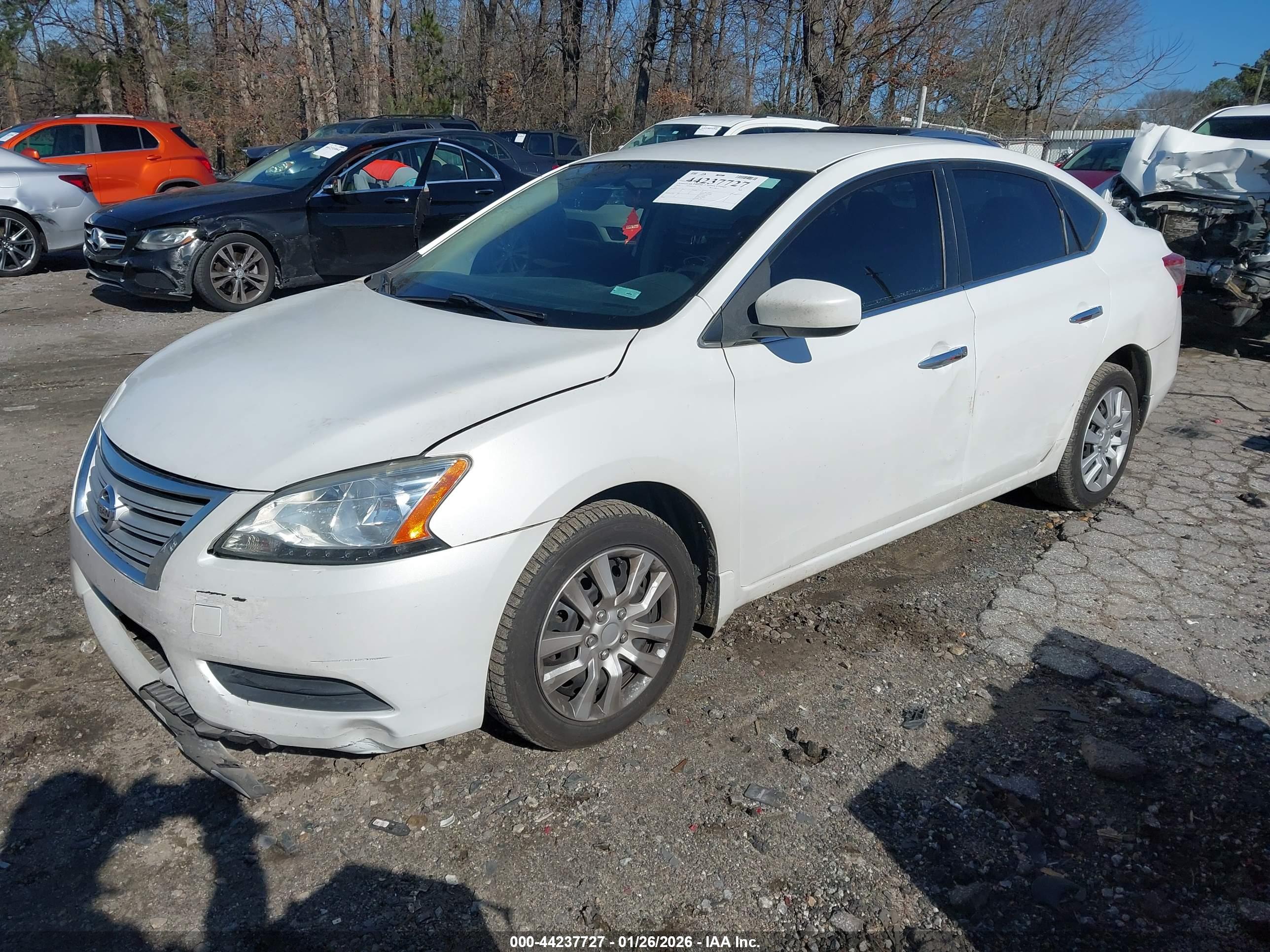NISSAN SENTRA image 2