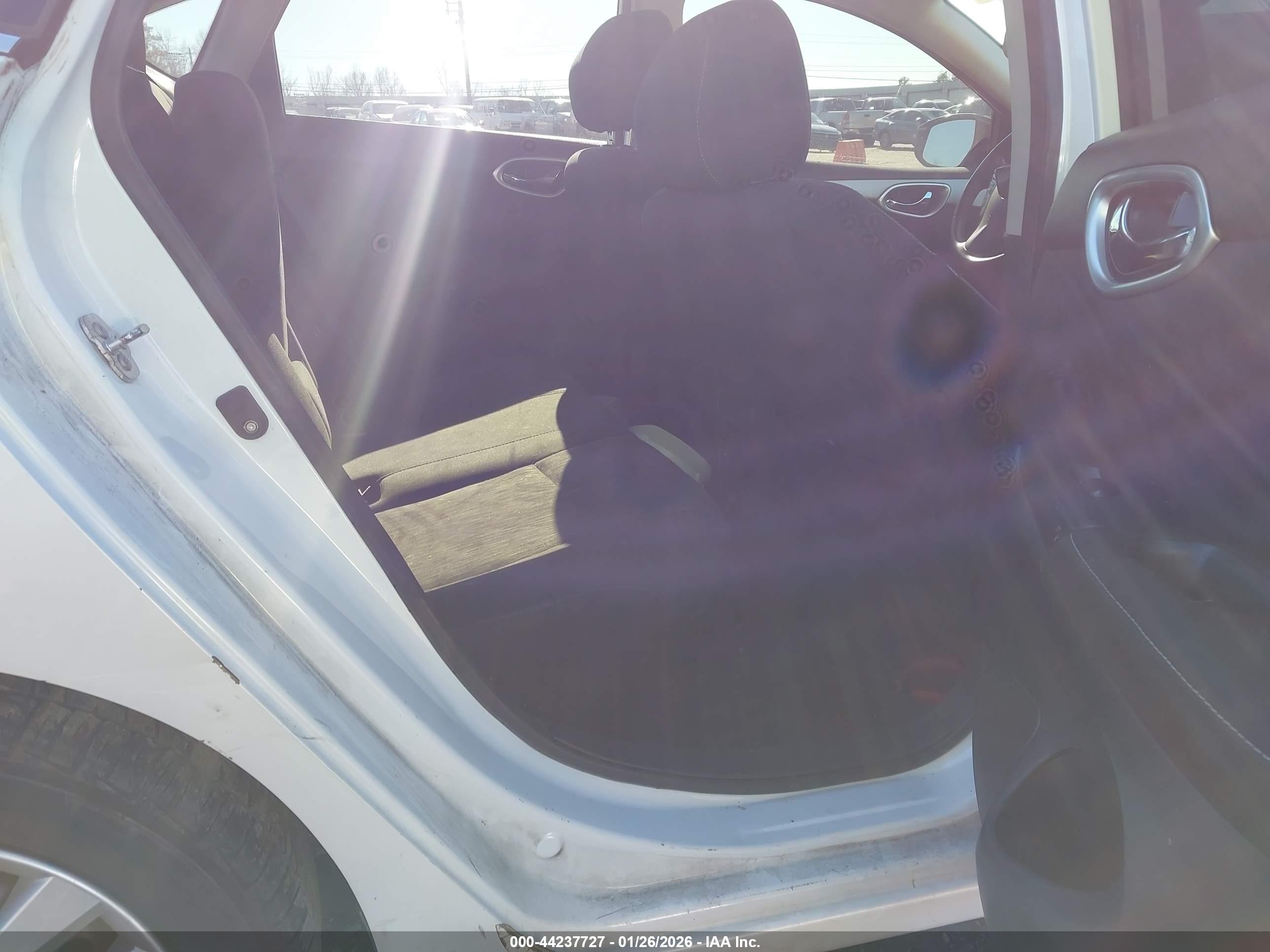 NISSAN SENTRA image 8